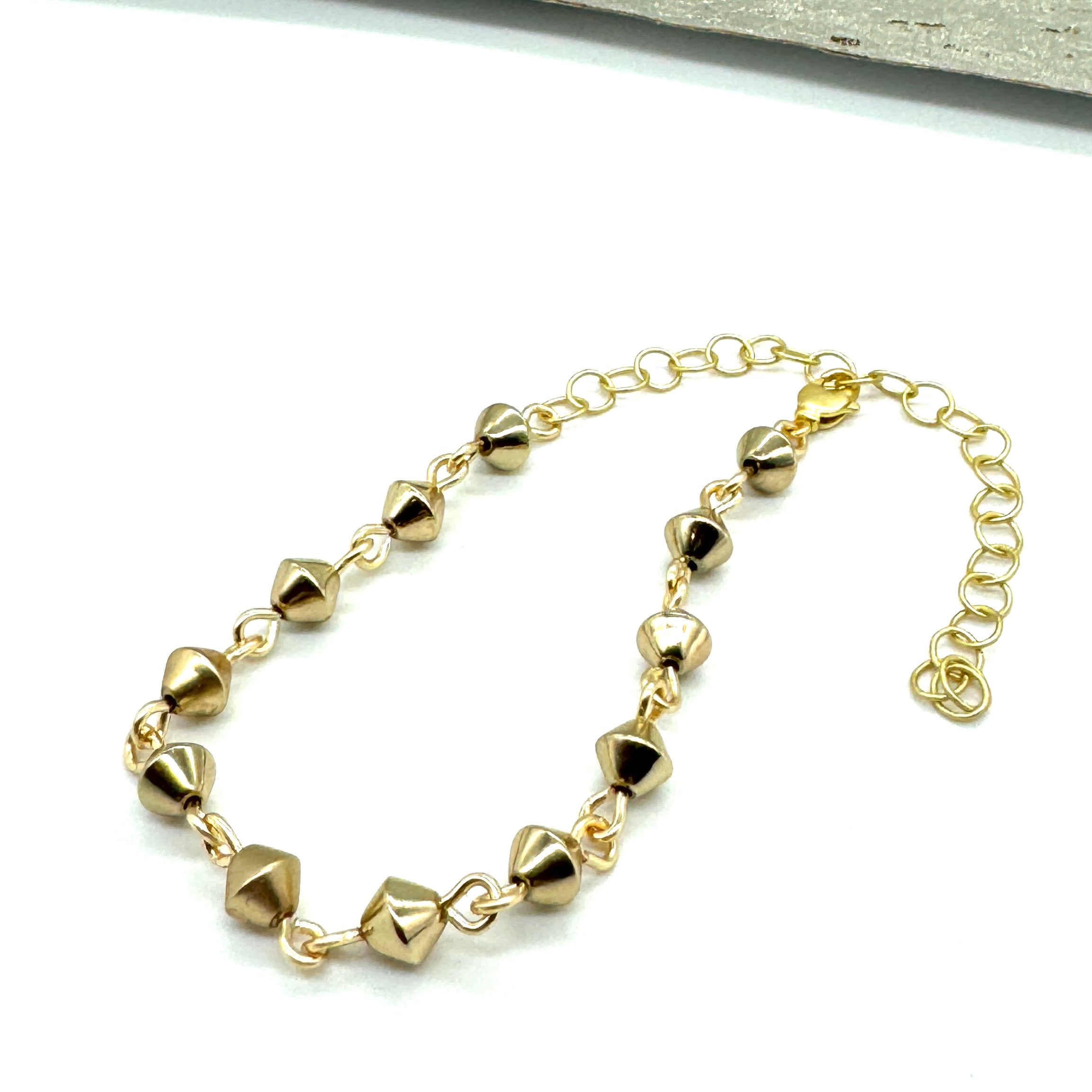 Bicone Golden Beads Betsy Bracelet