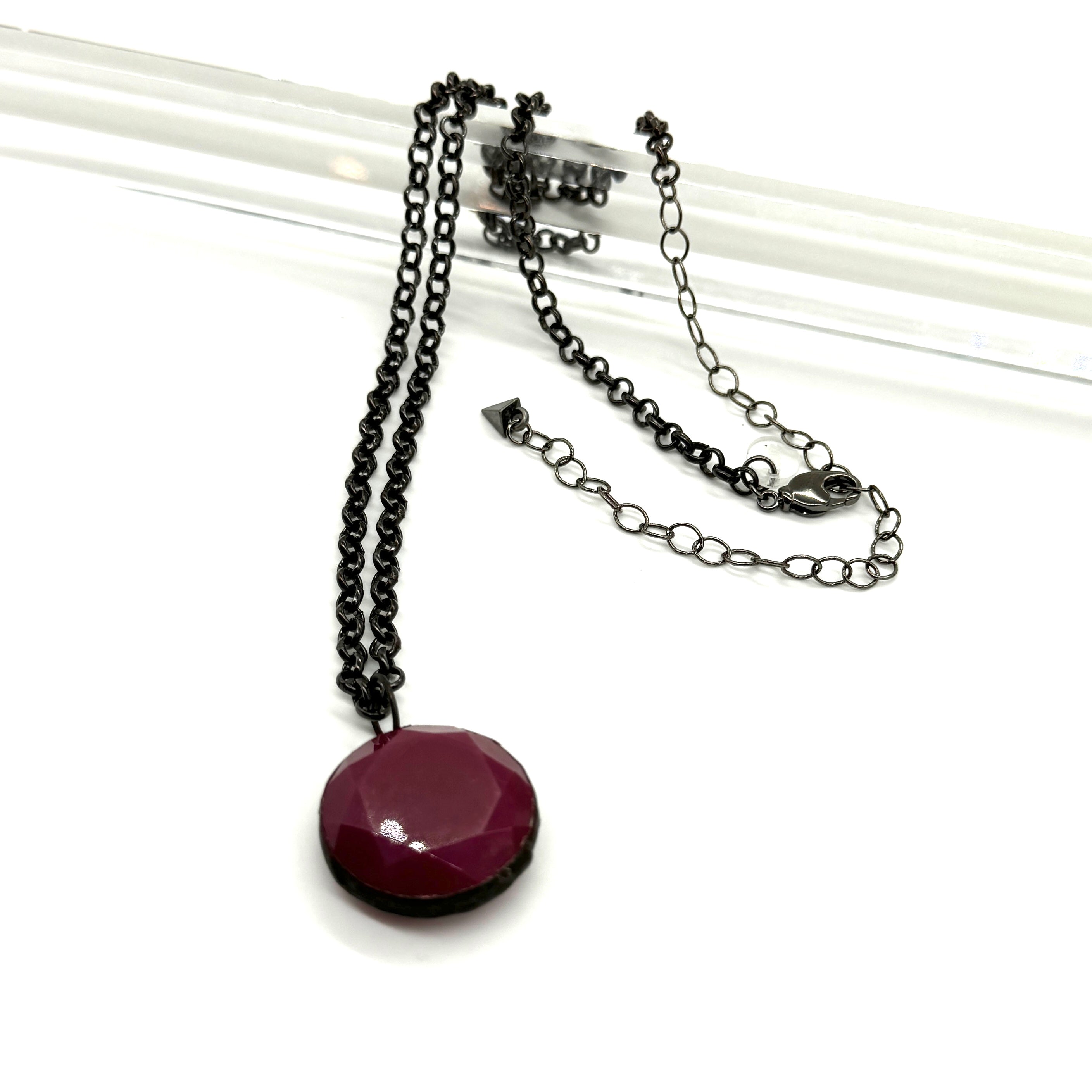 Violet Luster Facet Chunky Layering Necklace - 28mm pendant *