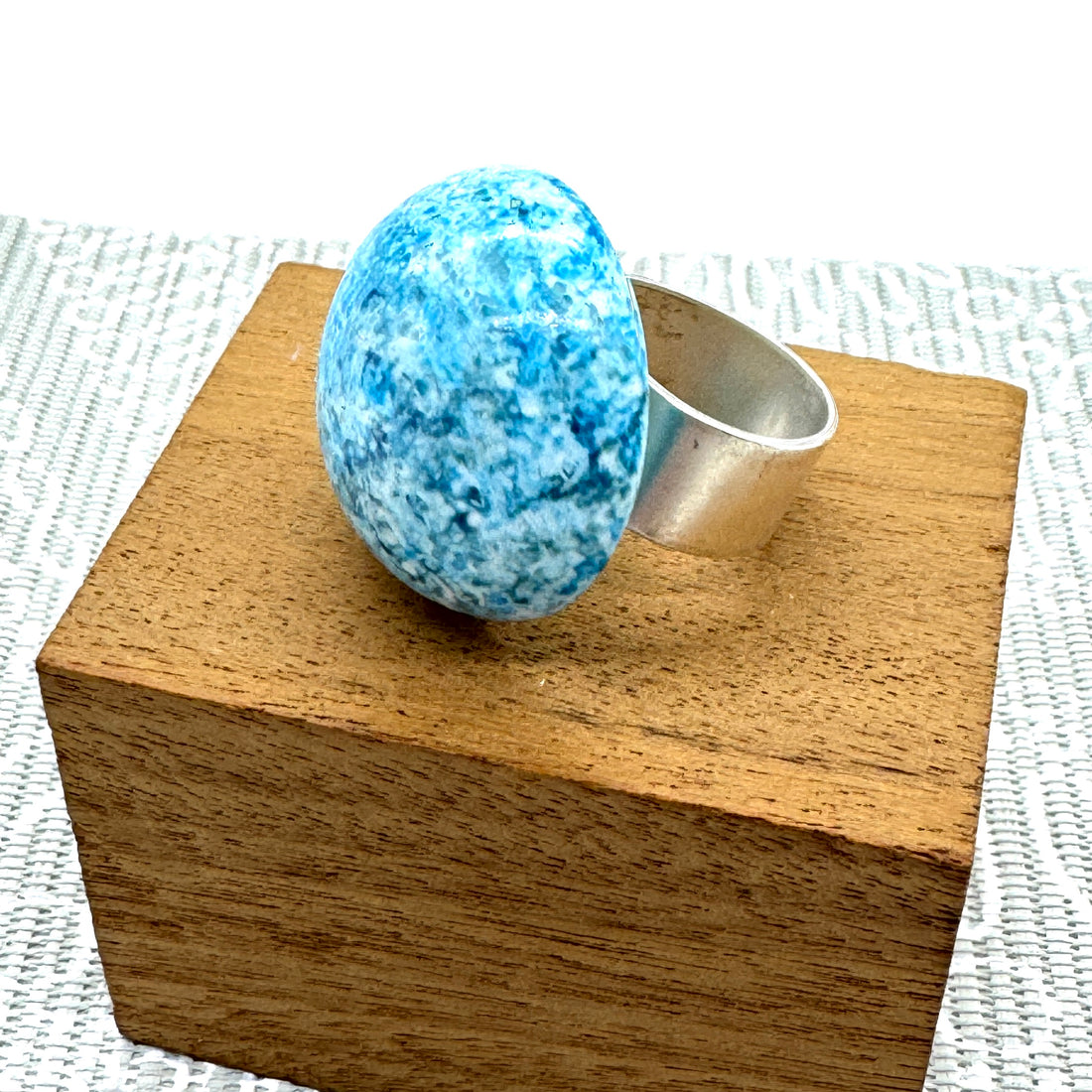 Speckled Tidepool Cocktail Ring