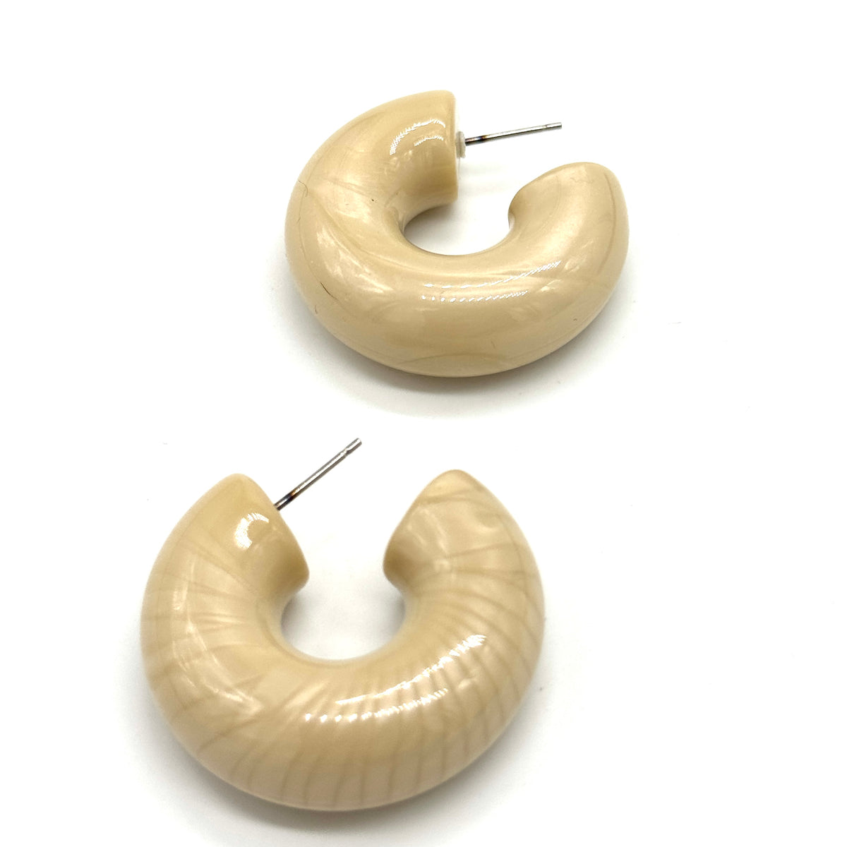 Kuru Kuru Hoop Earrings