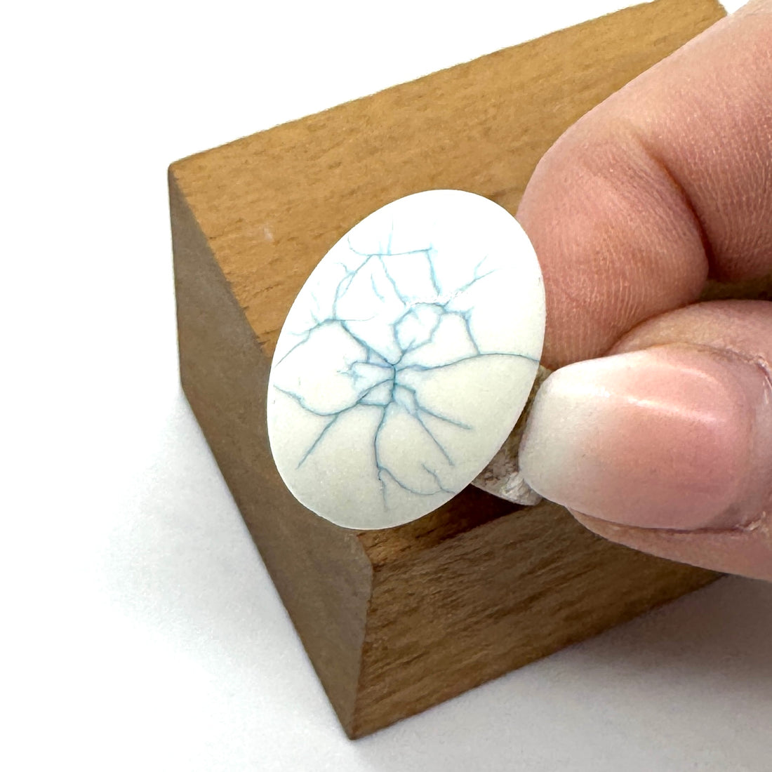 Aqua Eggshell Crackle Oval Cocktail Ring