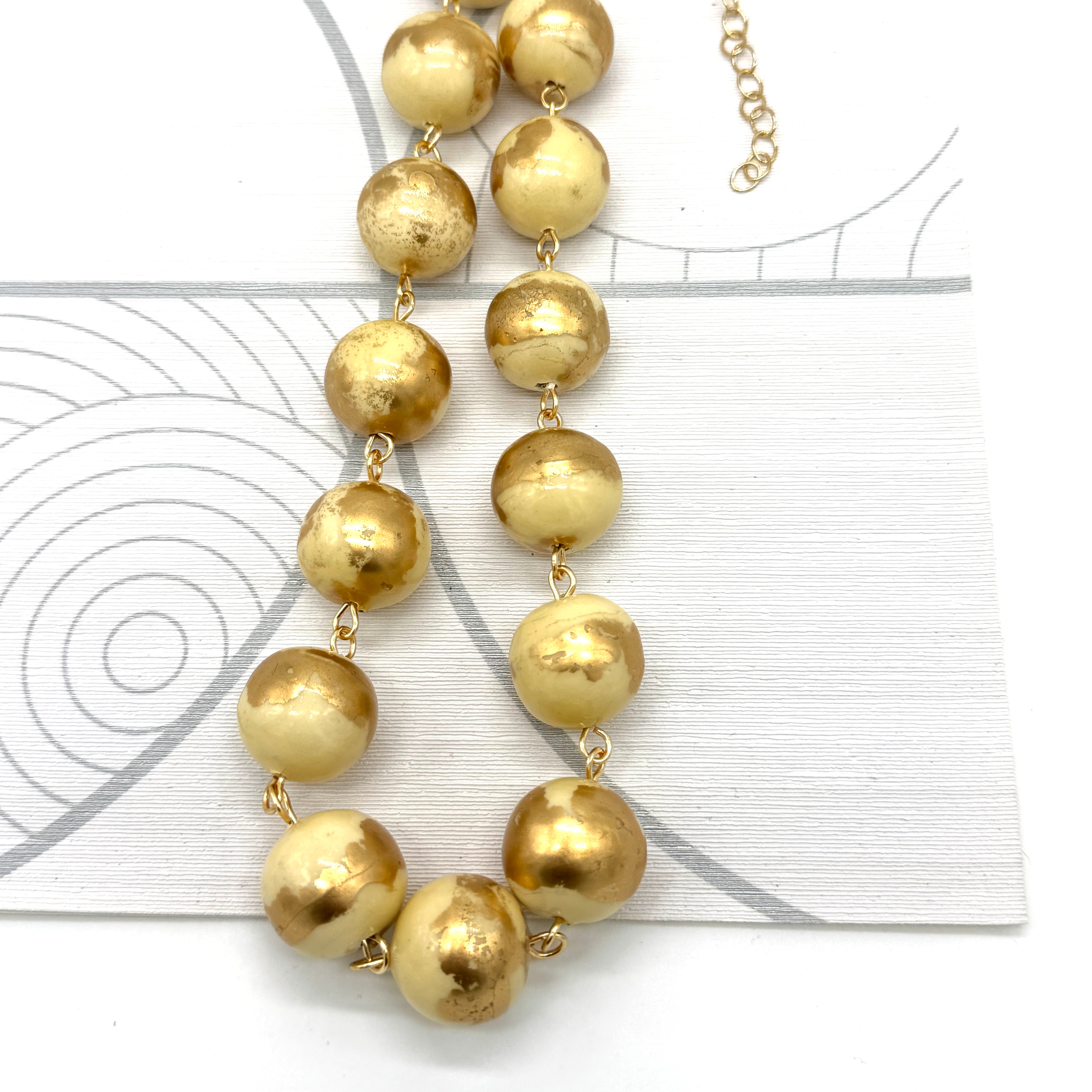 Golden Sands Round Amelia Necklace