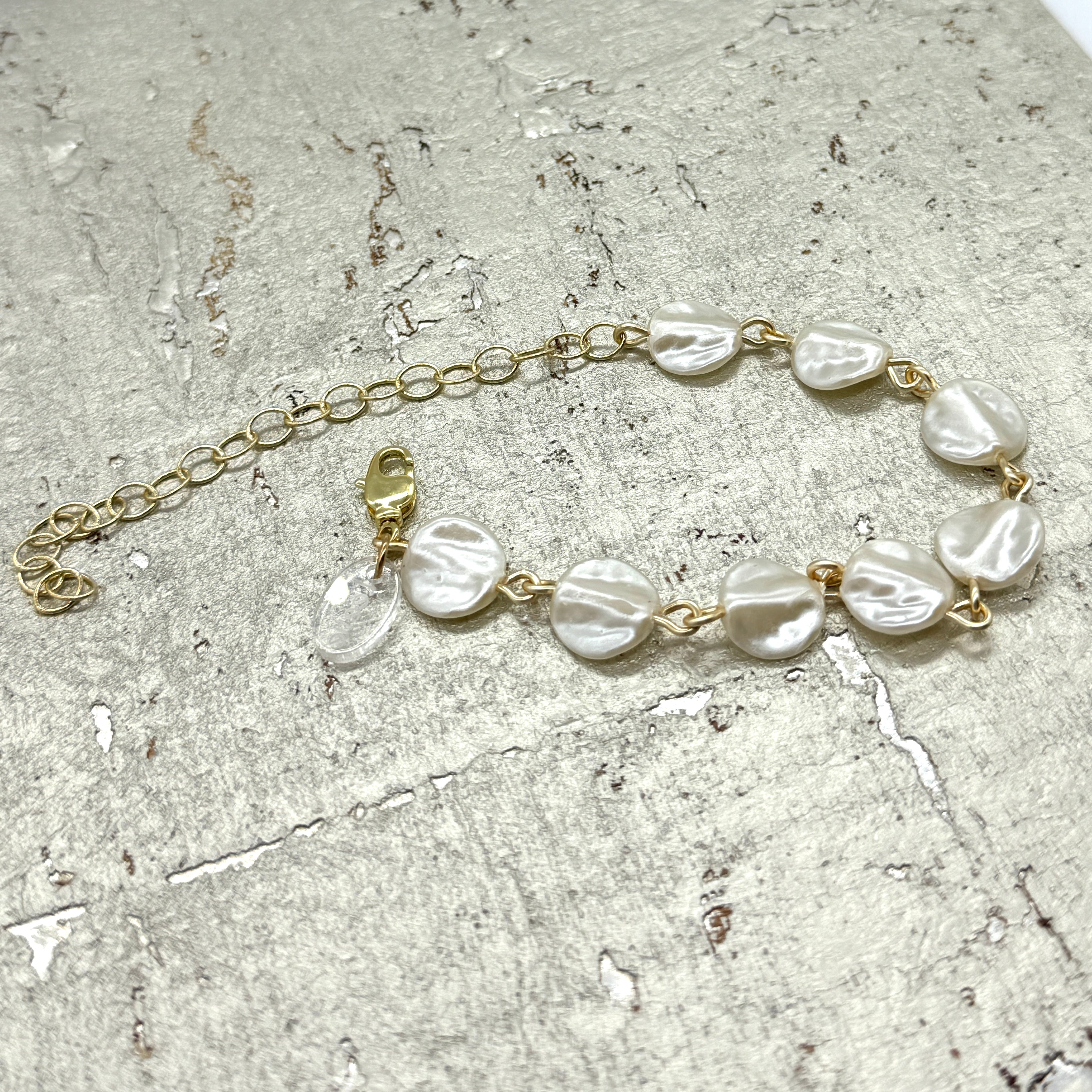 Wafer Pearly Betsy Bracelet