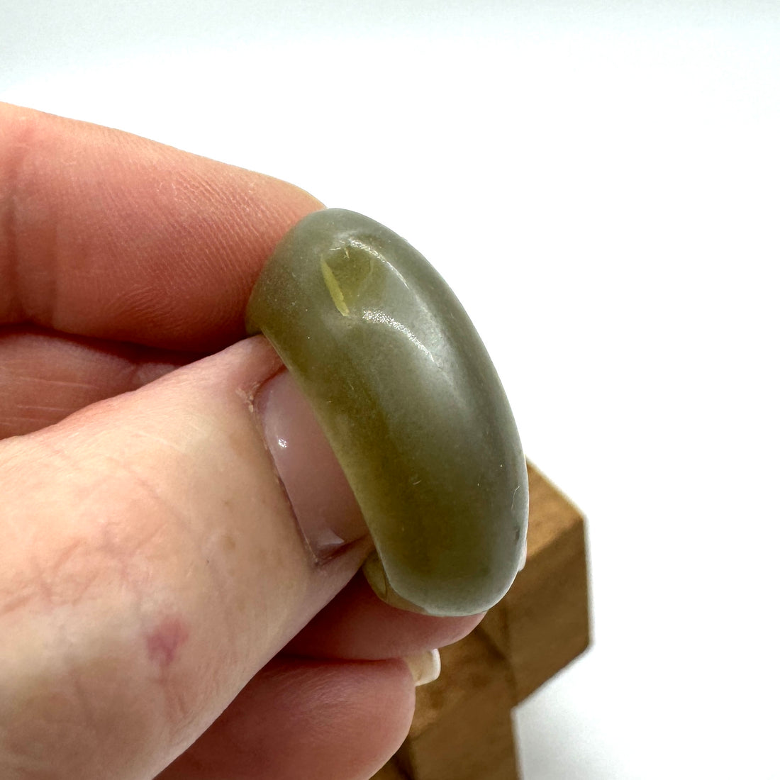 RARE Vintage Grey Glow C-Lucite Ring