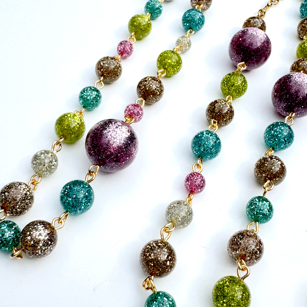 Merry Mix-Up Glitter Amelia Necklace