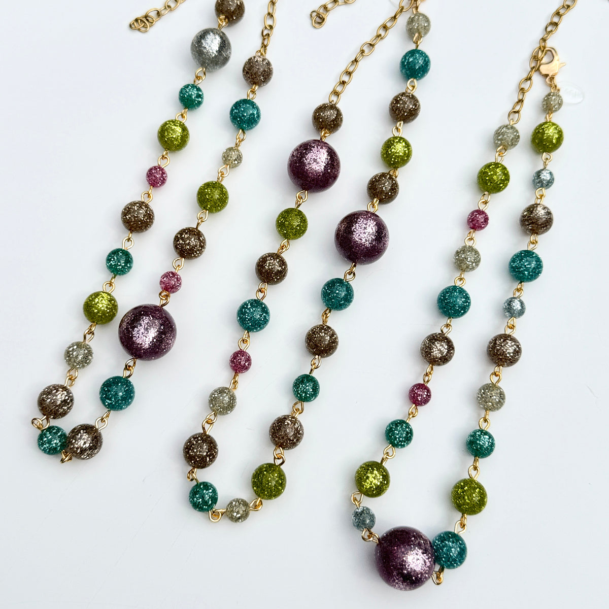 Merry Mix-Up Glitter Amelia Necklace