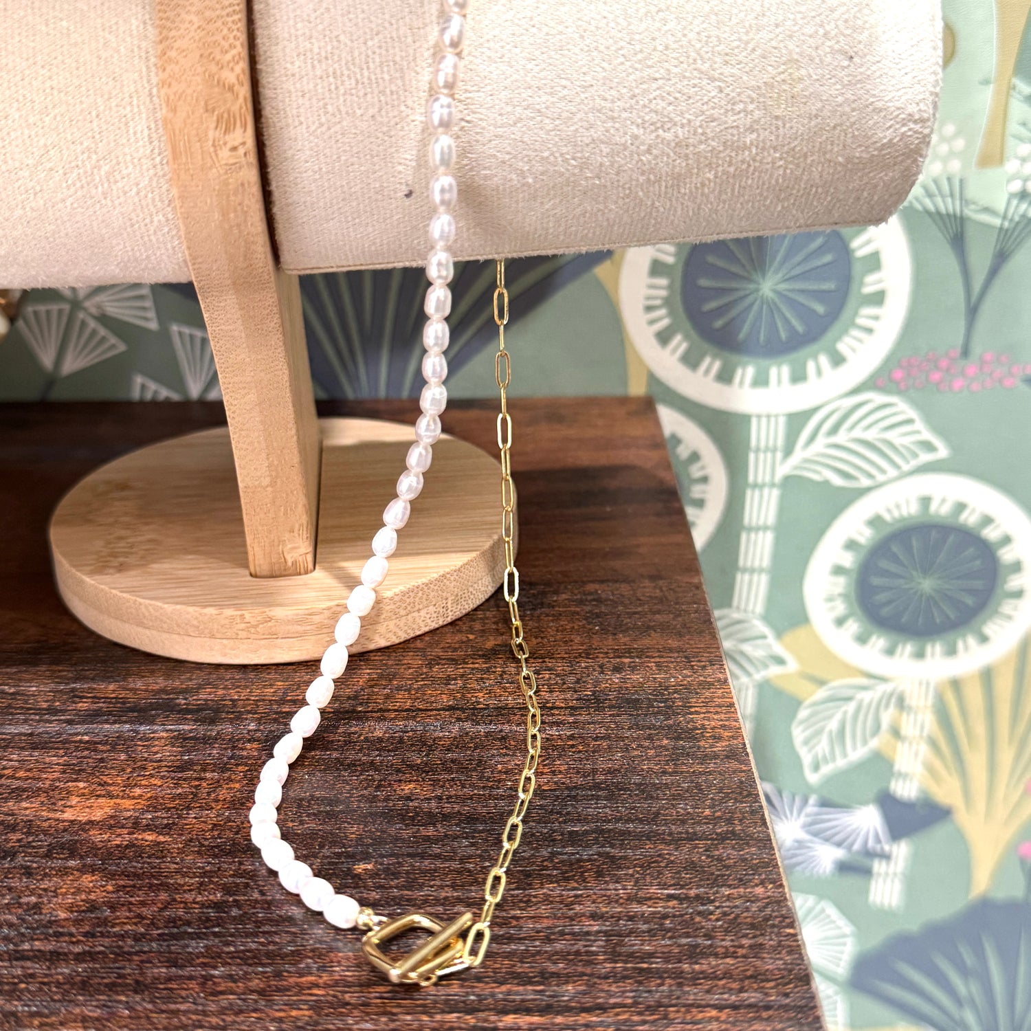 Debutante Darling Necklace