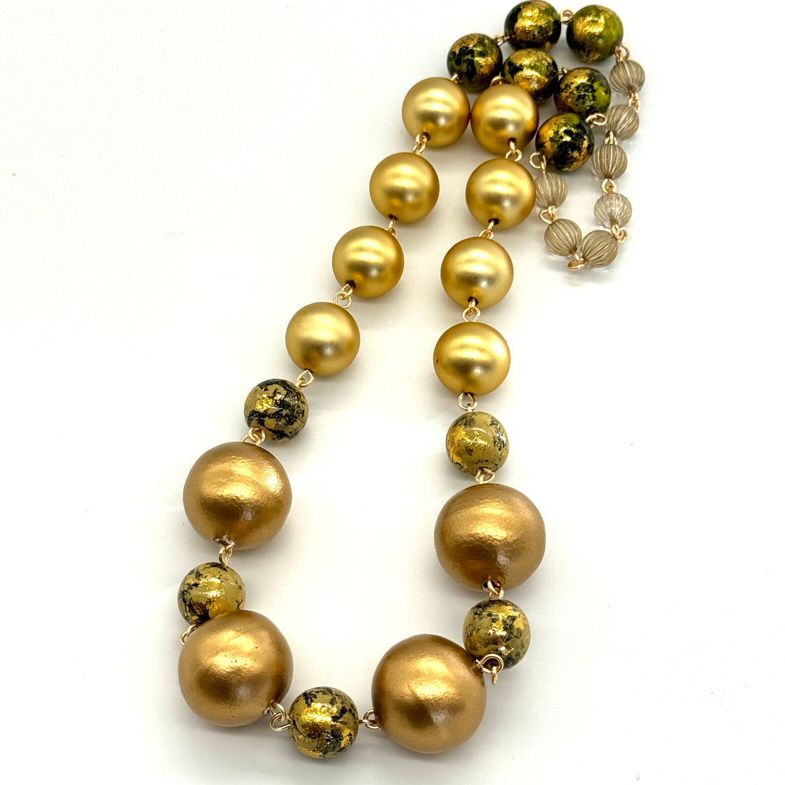 Golden Cotton Pearl Carmen Necklace *