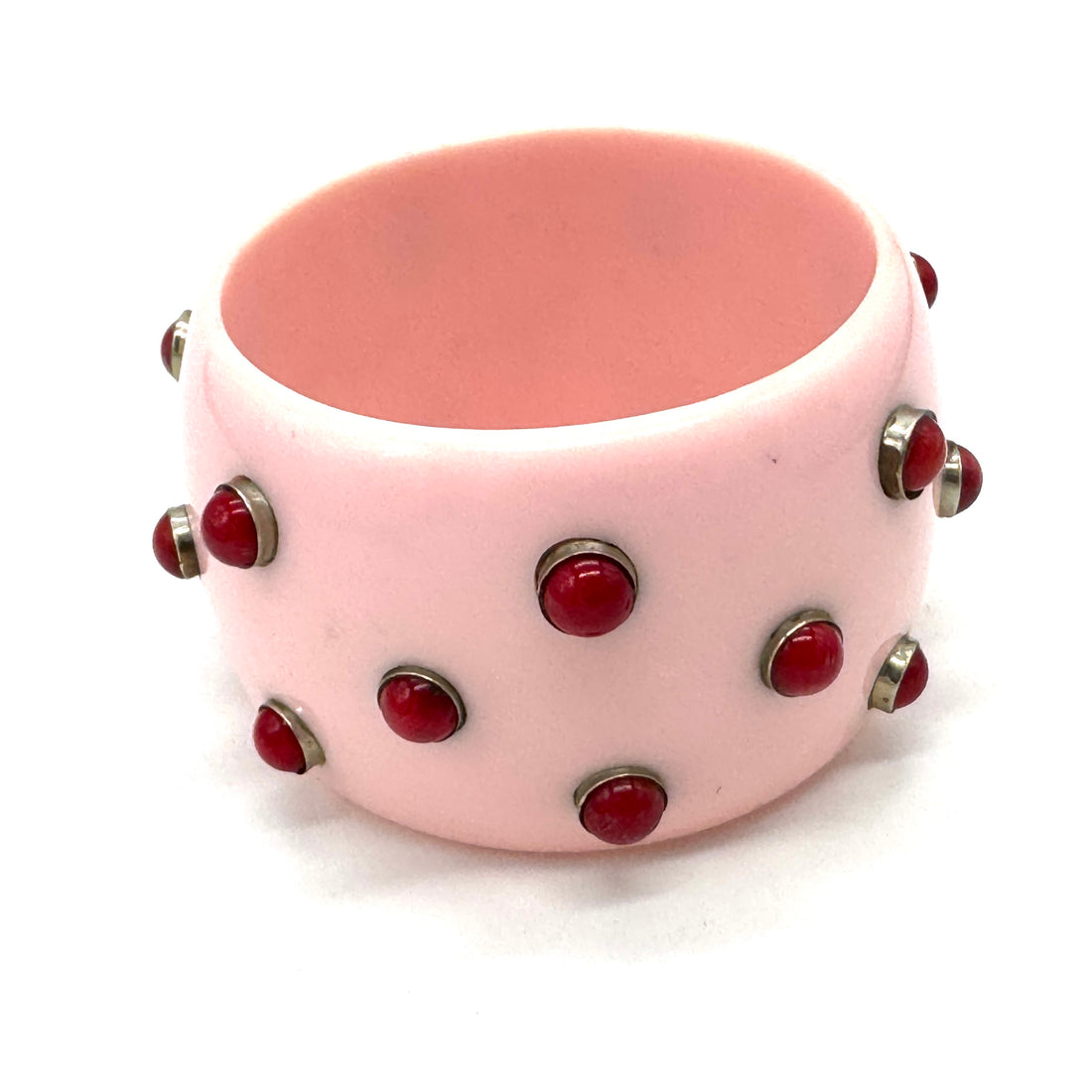 Pink &amp; Red Coral Set Resin Bangle Bracelet - Mondo