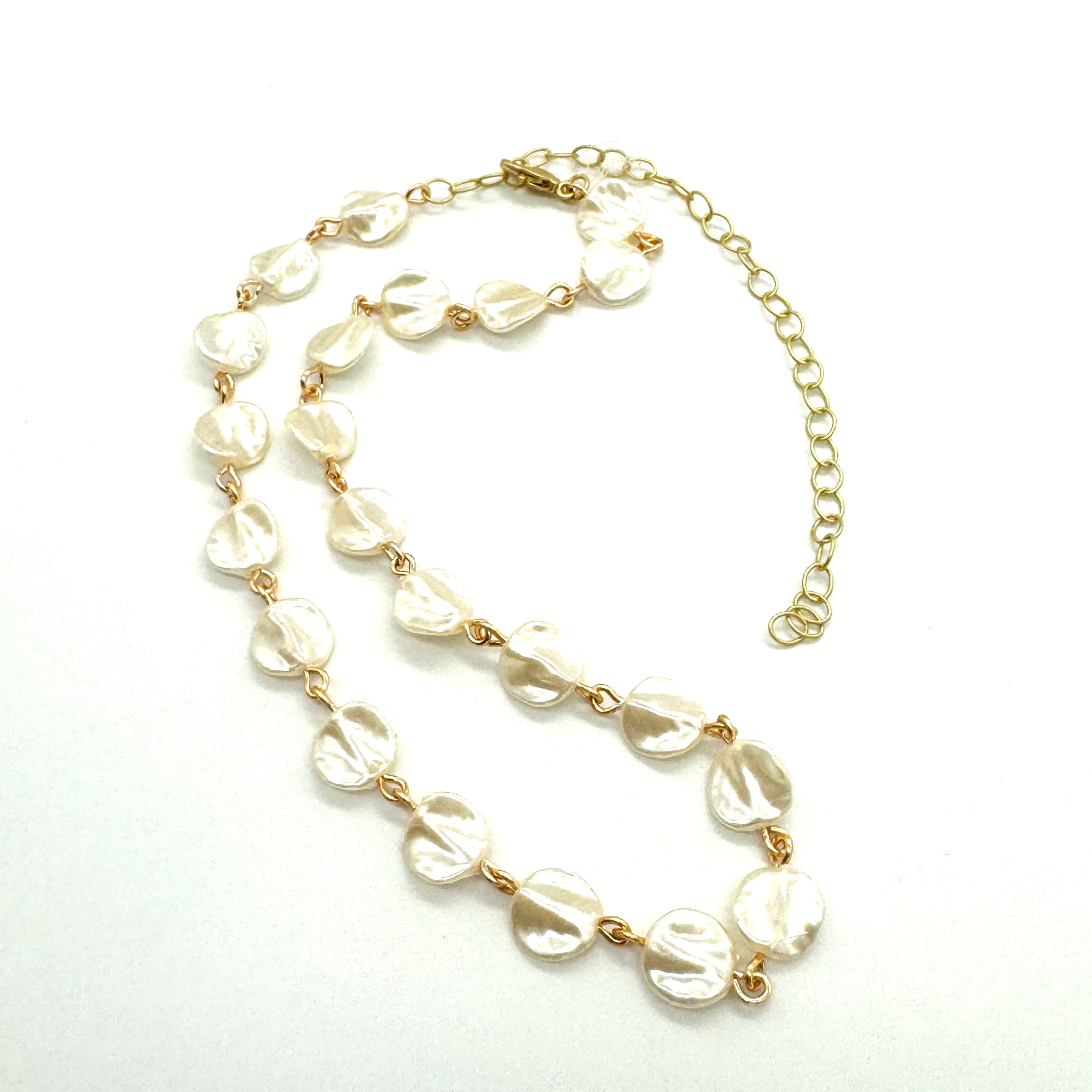 Wafer Pearl Amelia Necklace