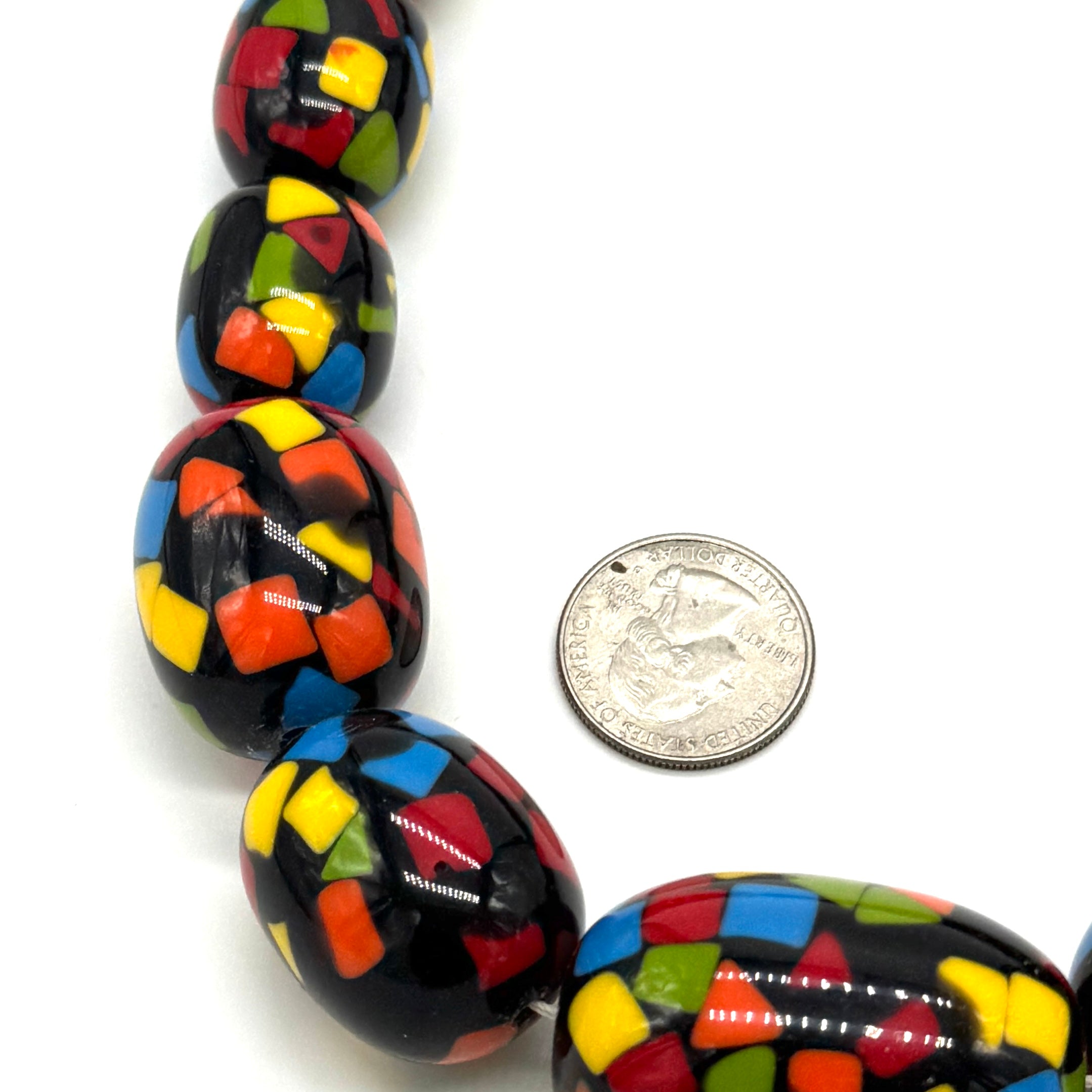 Crayon Confetti Oval Beaded Necklace - 3 colors
