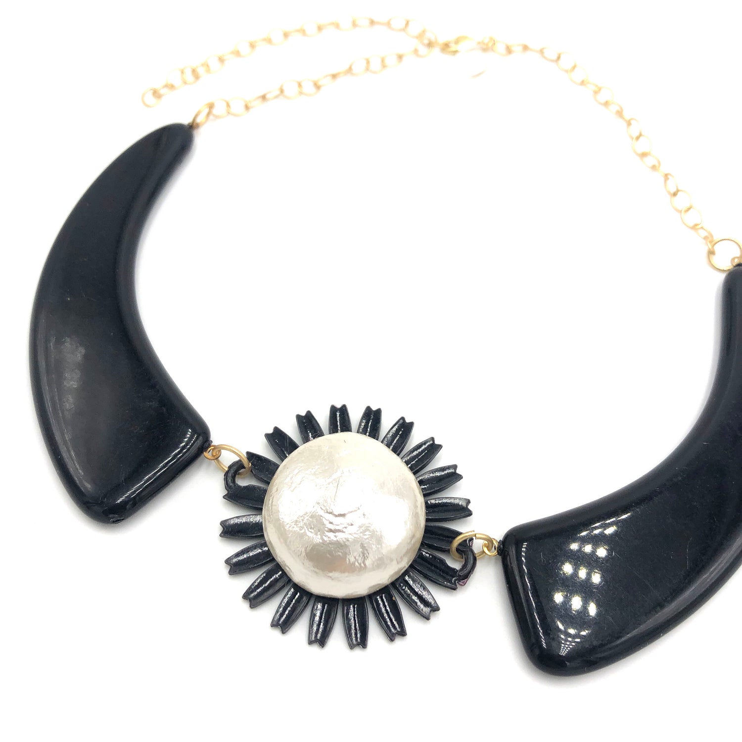Black Daisy Collar Necklace