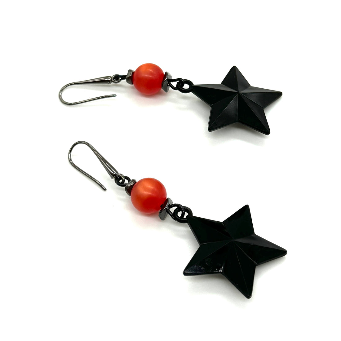 Black &amp; Glow Star Drop Earring