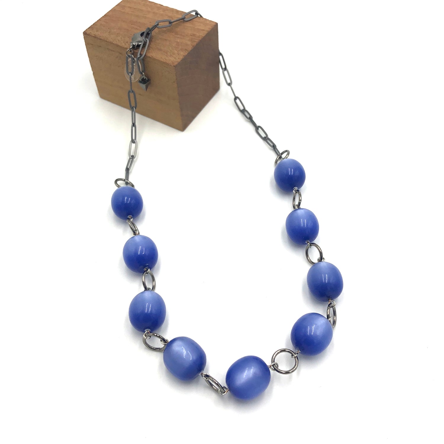 Periwinkle Moonglow Oval Stations Necklace