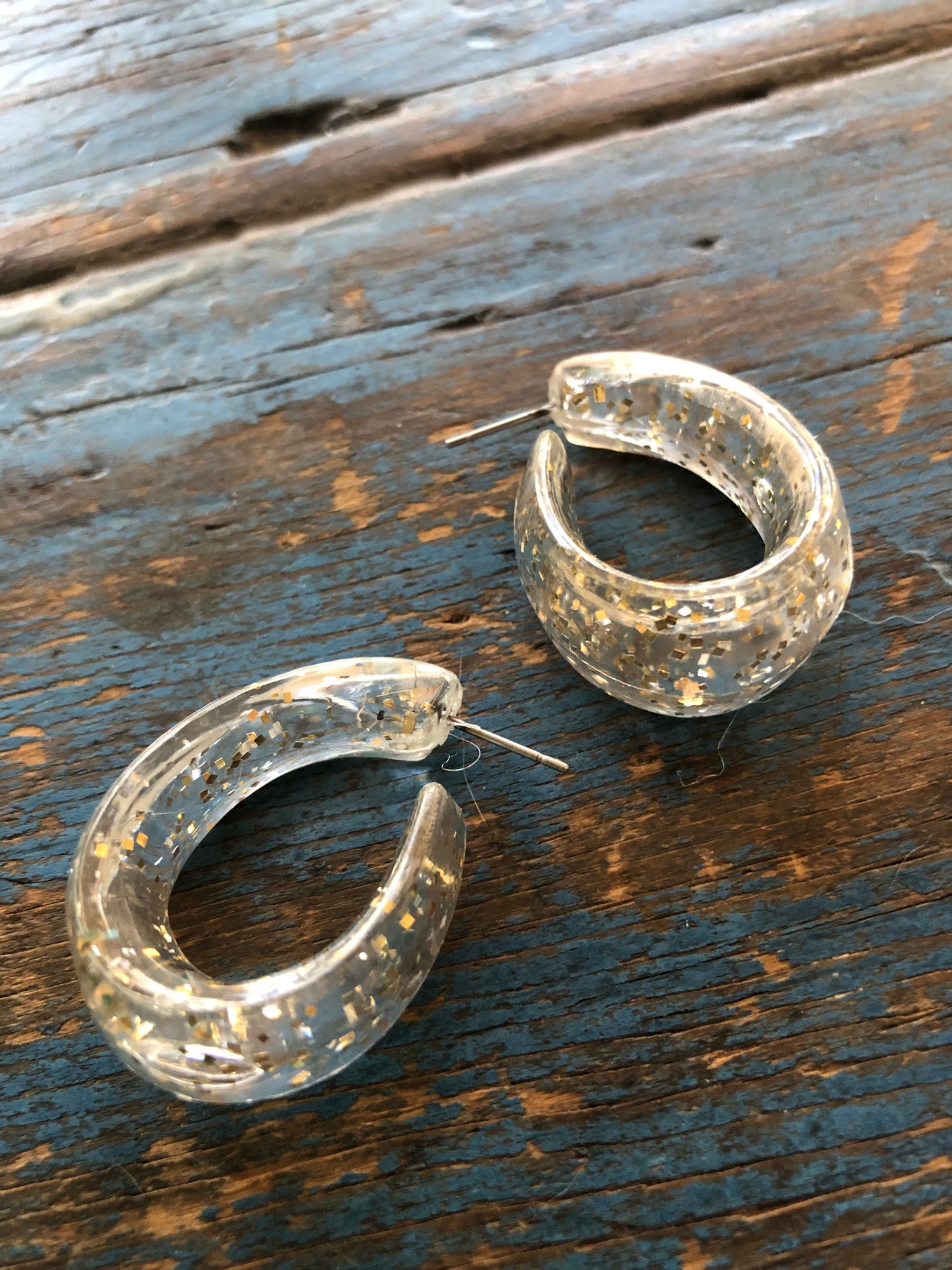 Glitter Confetti Oval Hoop Earrings