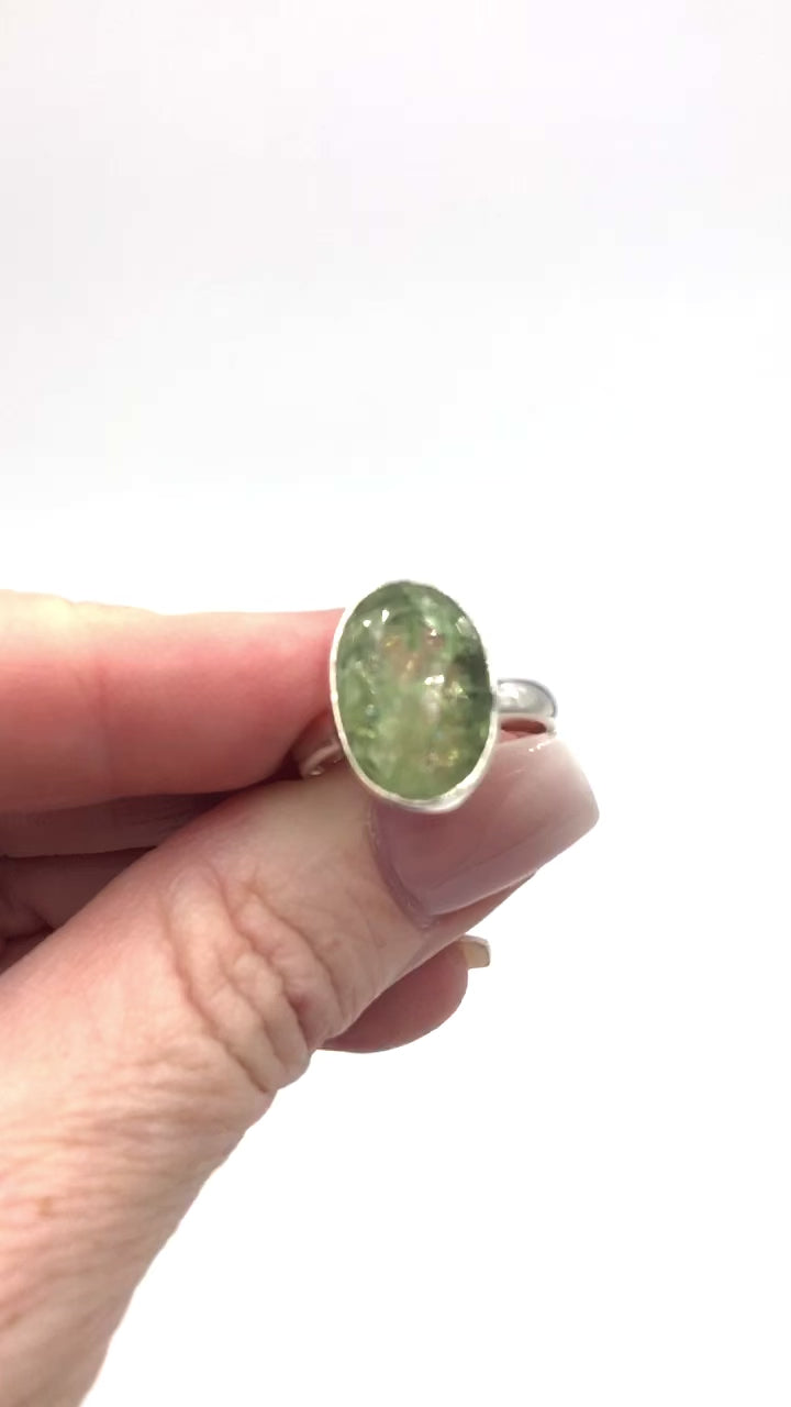 Green Kyanite &amp; Sterling Silver Ring - 