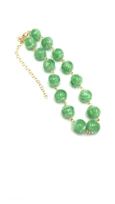 video of green hand wired beaded necklace 