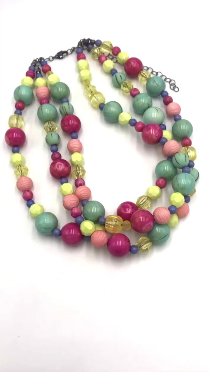 video of colorful 3 strand necklace