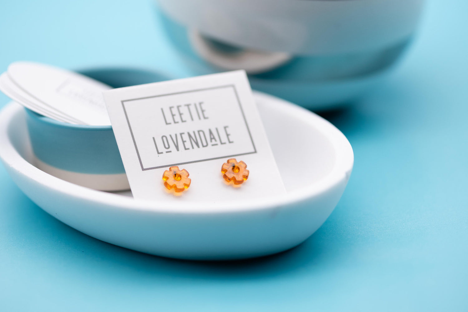 amber geometric flower earrings