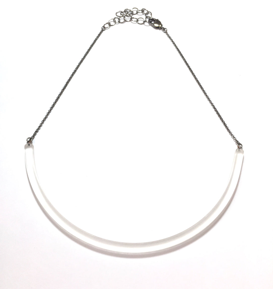 clear frosted bar necklace