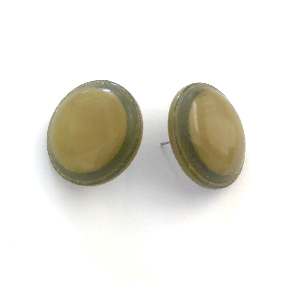 olive green posts