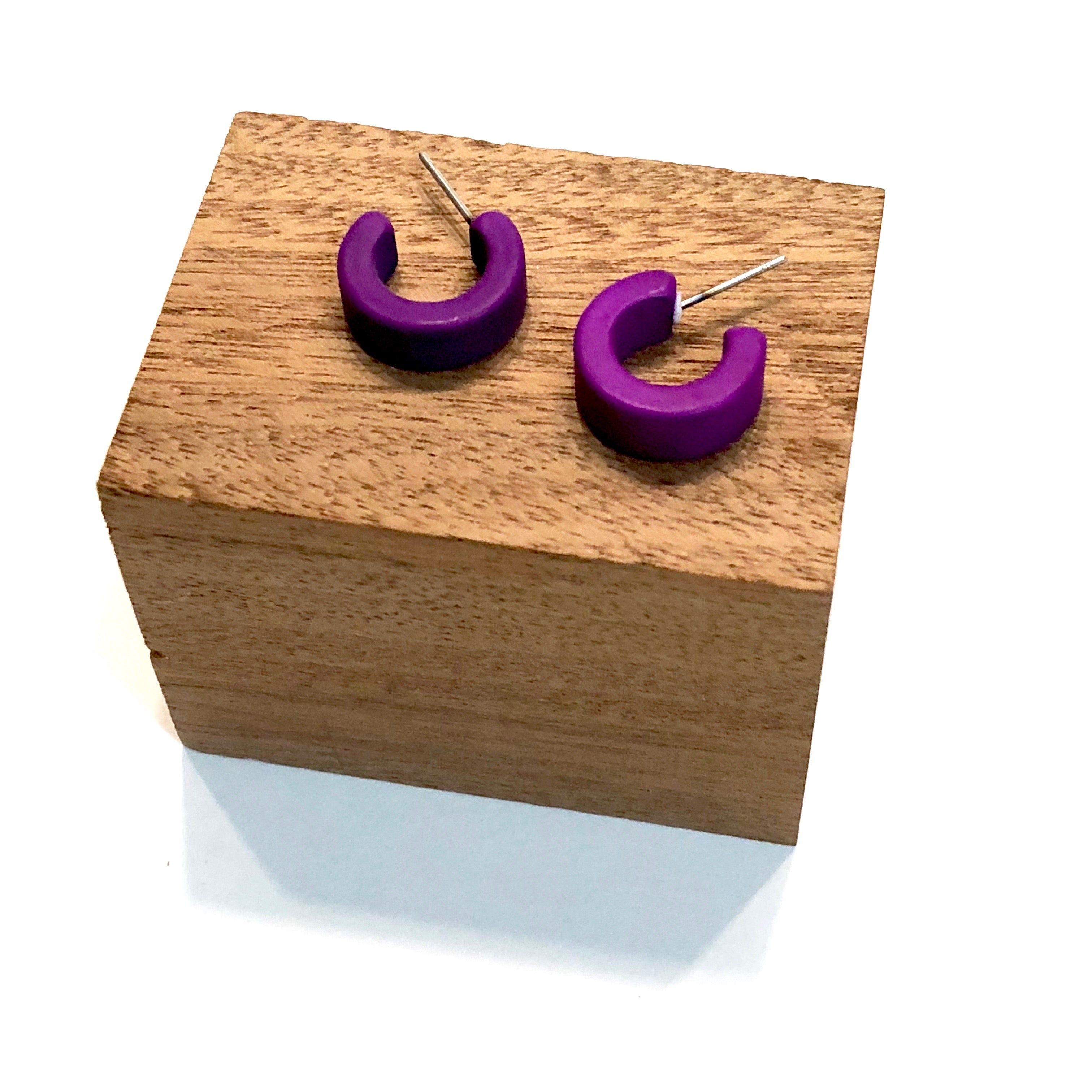 small violet matte hoops