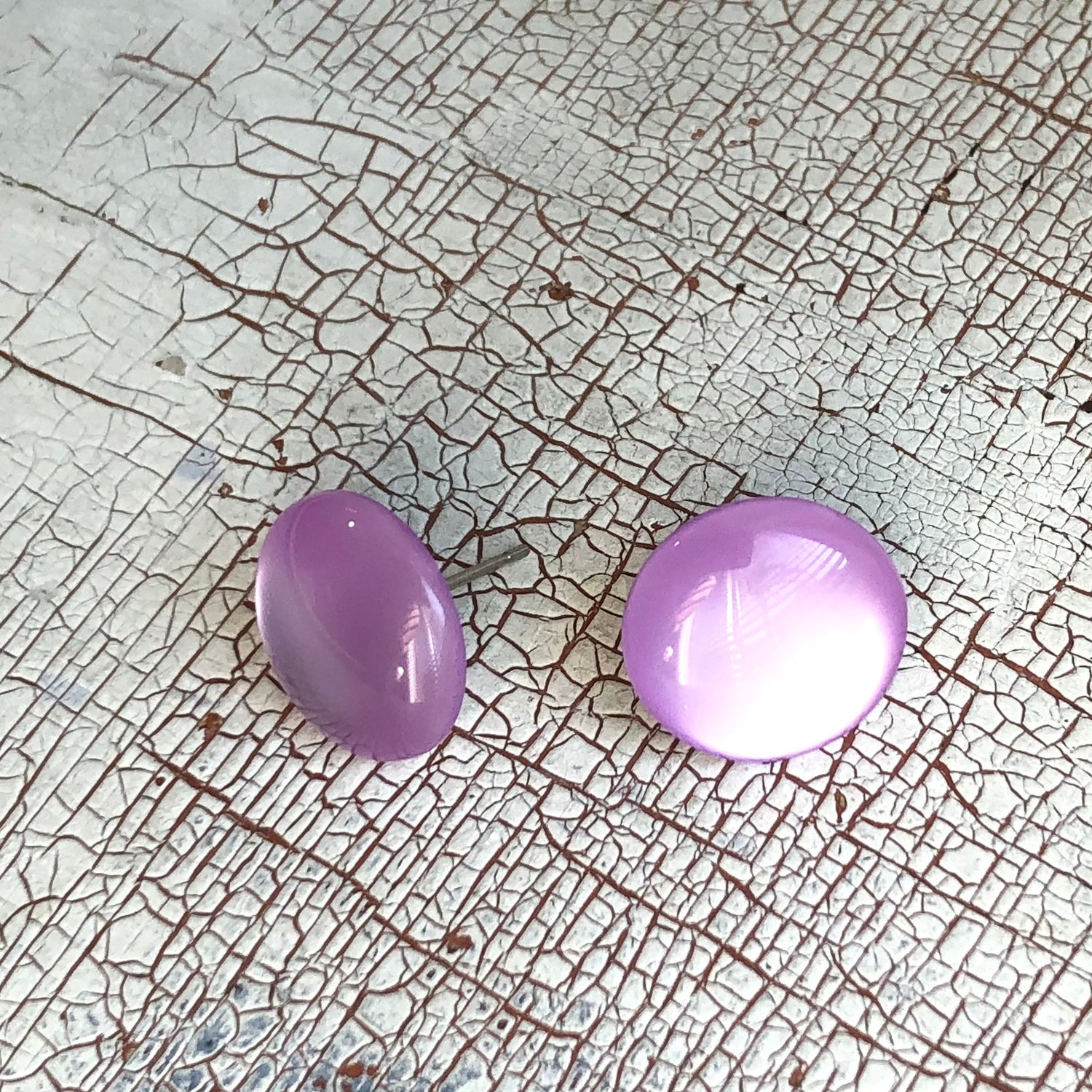 light purple stud earrings