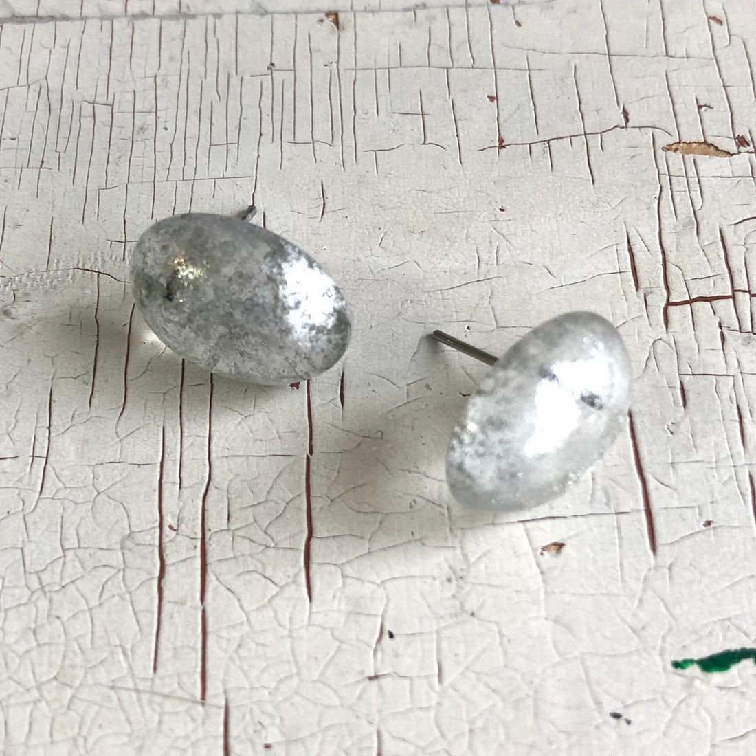 Silver Metallic Mercury Lucite Oval Stud Earrings