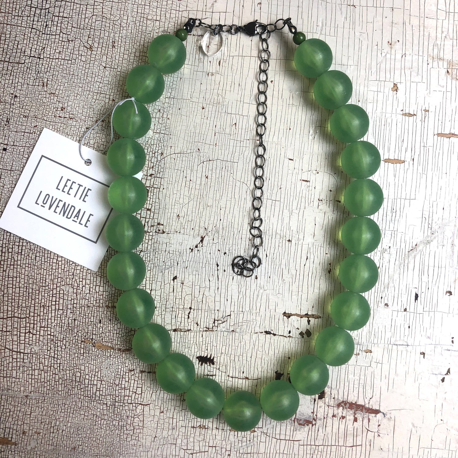 vaseline green necklace