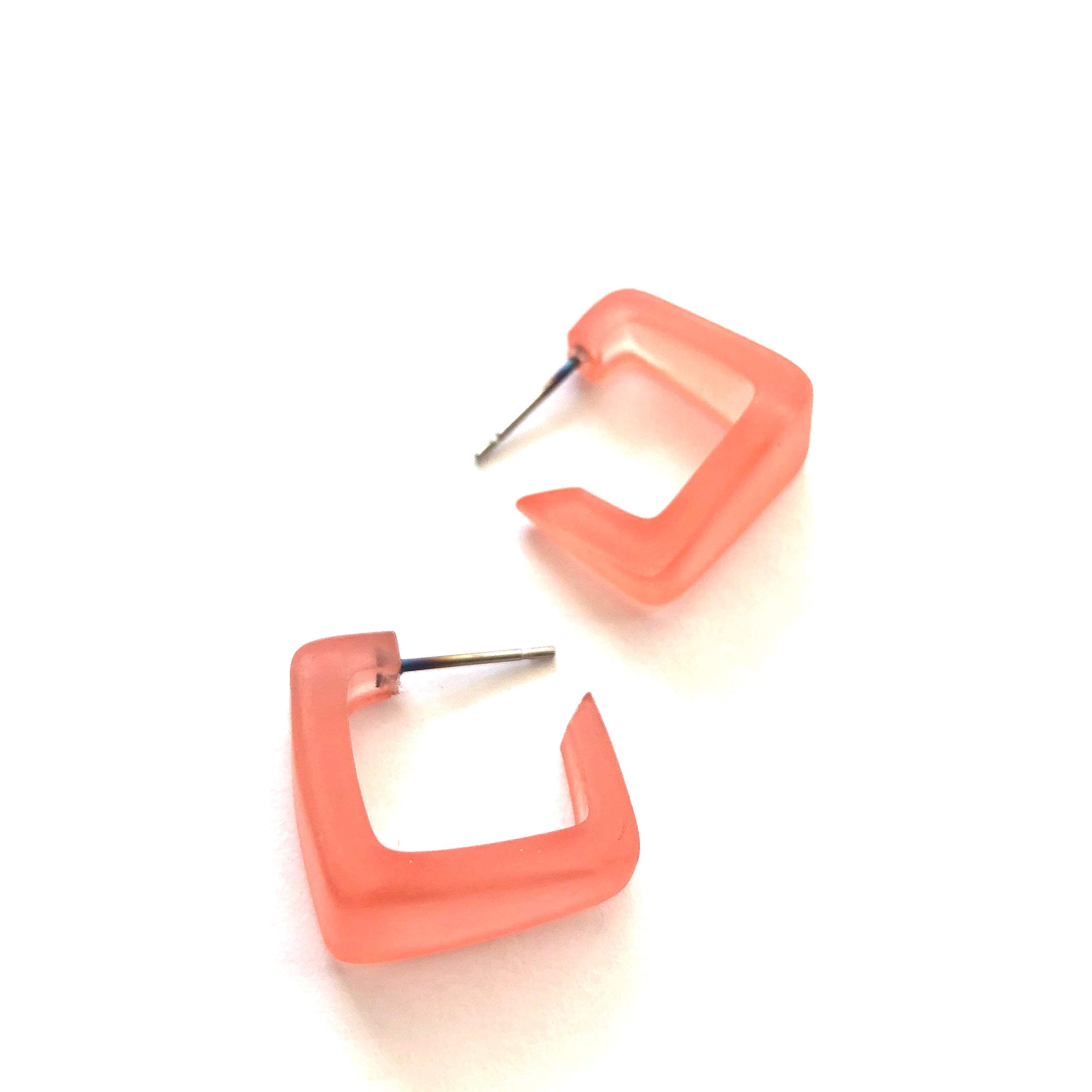 coral square hoops