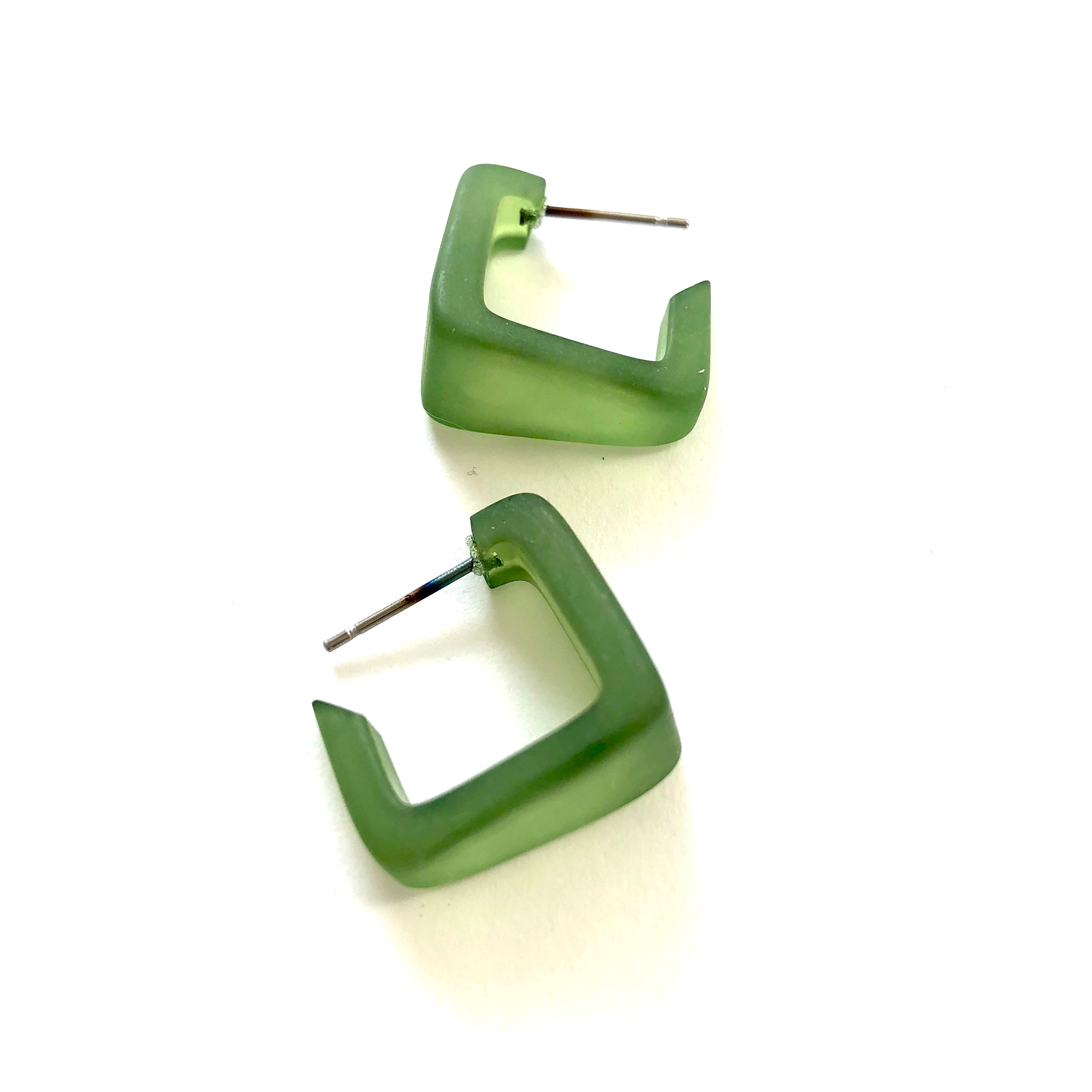 green square hoops