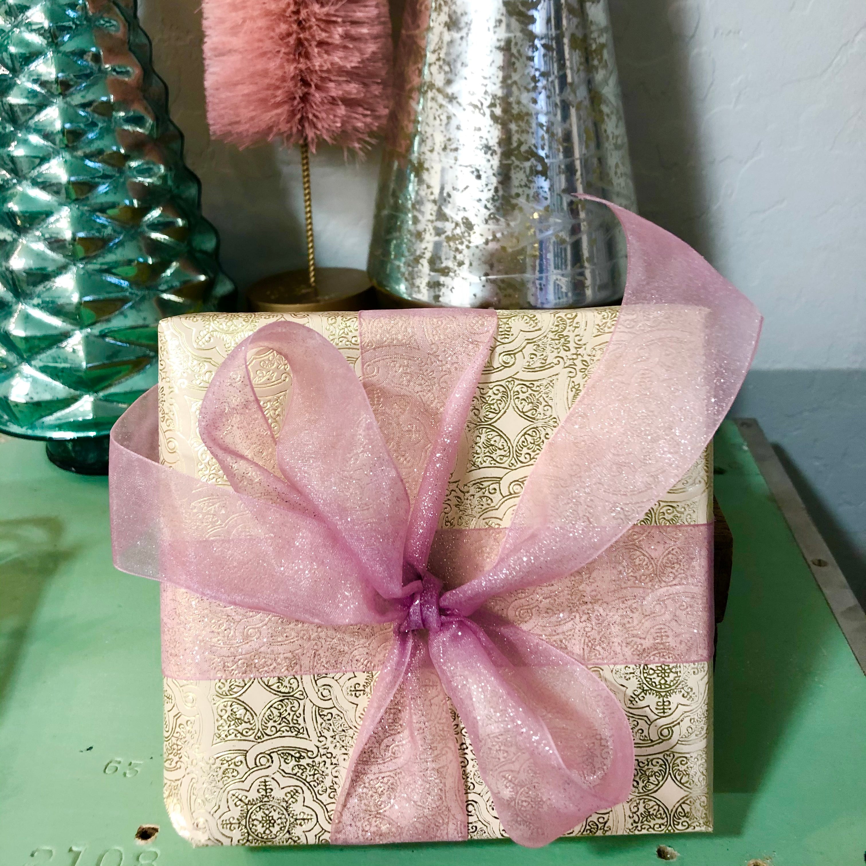Holiday Gift Wrap - Boxed Loveliness w/Sparkle Bow &amp; Tag