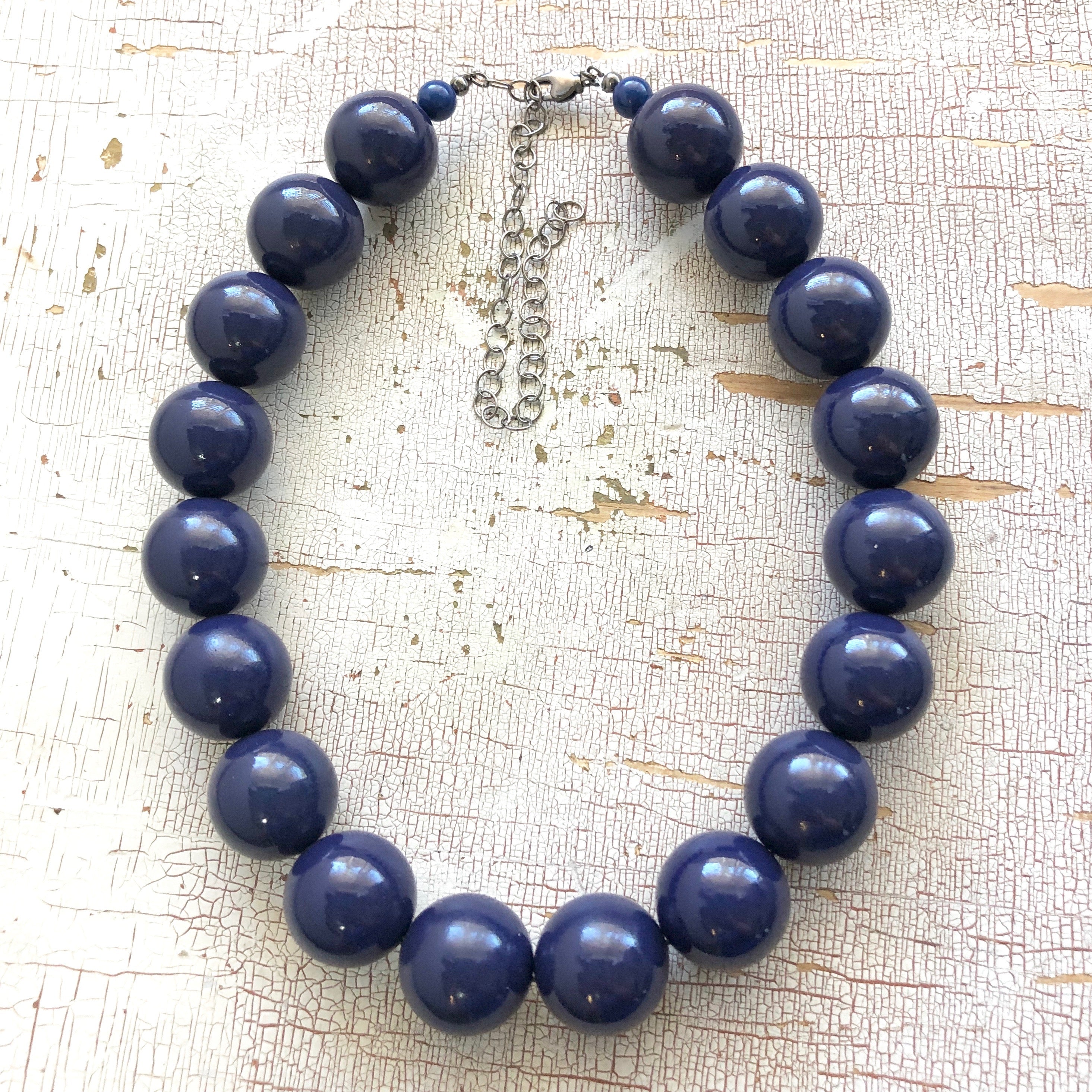 chunky navy blue necklace