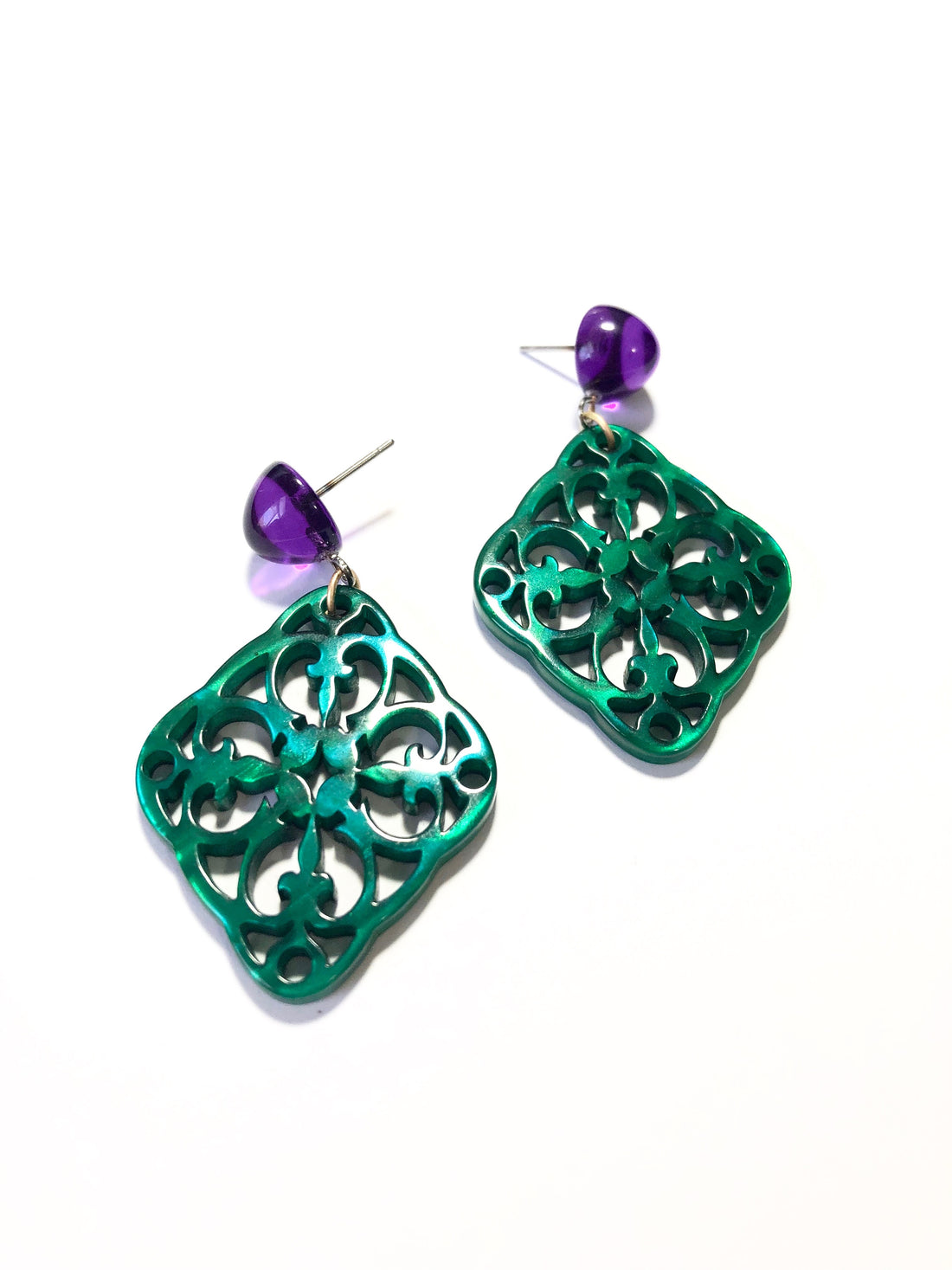 green lace drop earrings