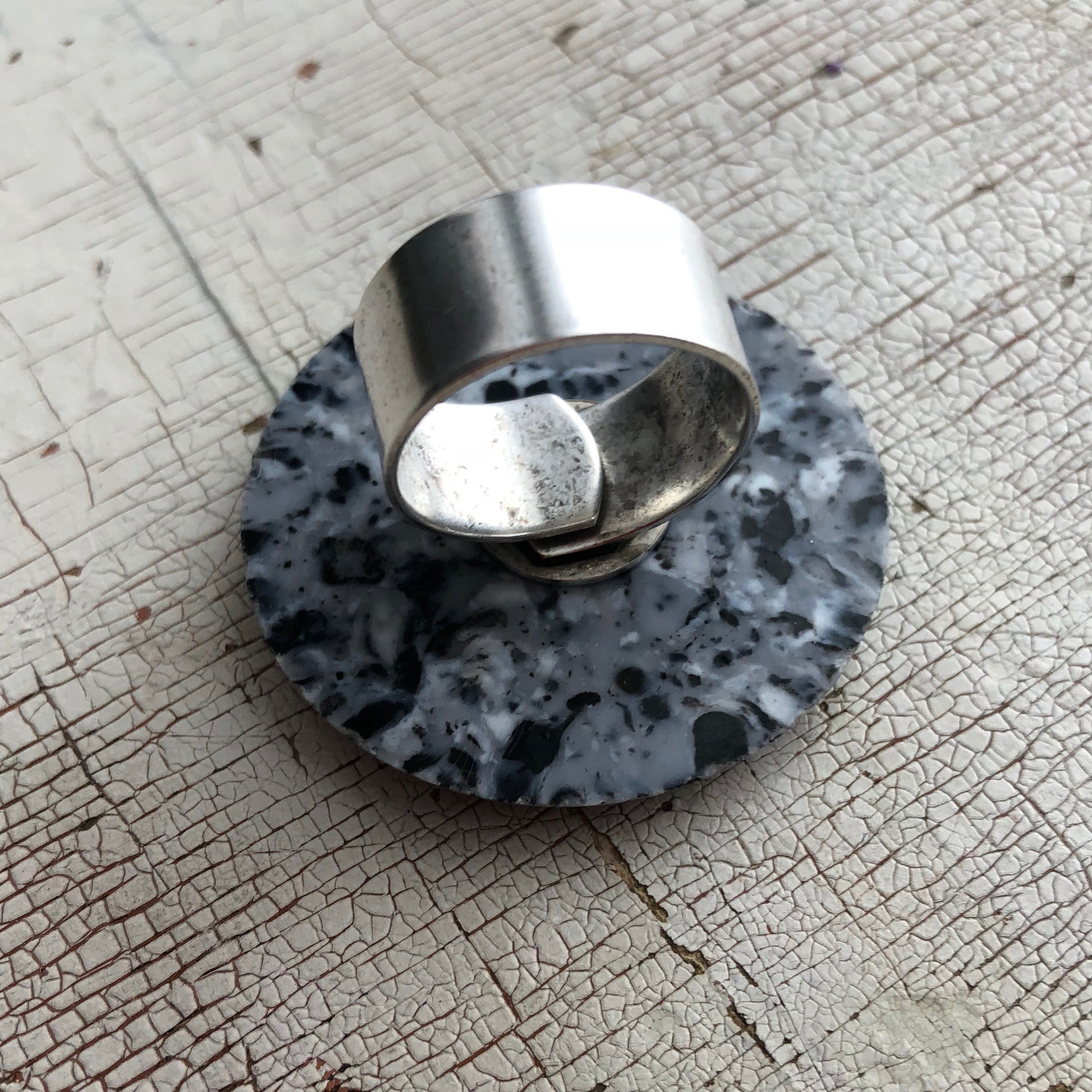 adjustable granite ring