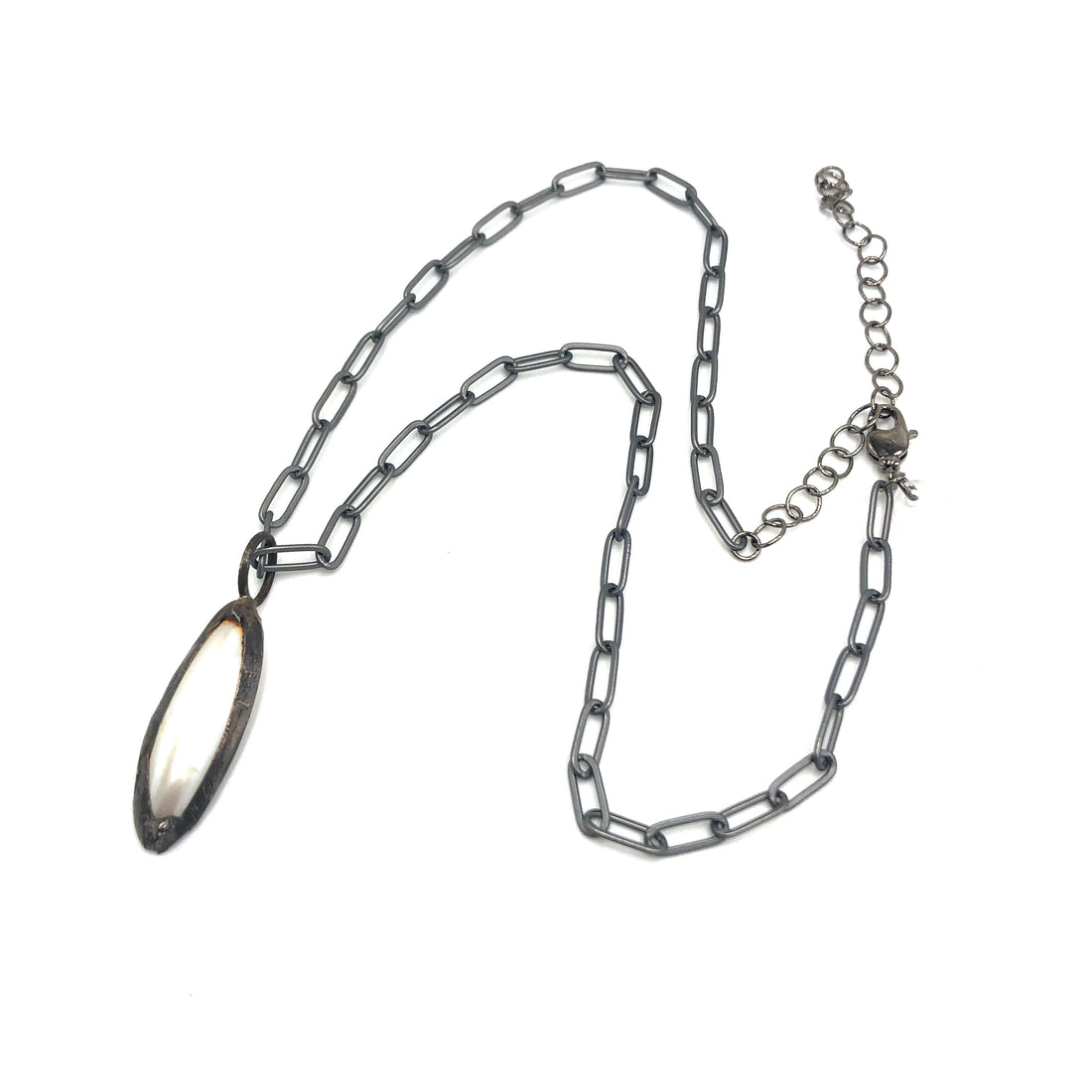 Aged Pearl Marquis &amp; Gun Metal Layering Necklace - Shortie