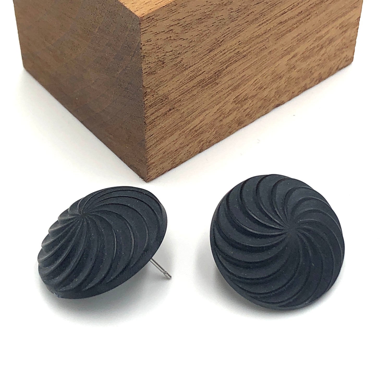 Black Vortex Retro Button Stud Earrings – Leetie Lovendale
