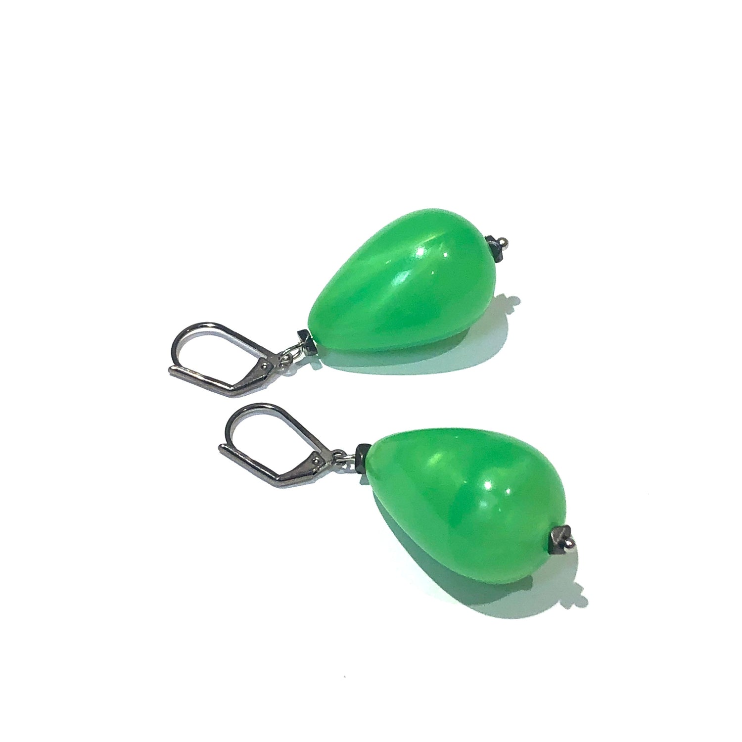 green teardrop earrings