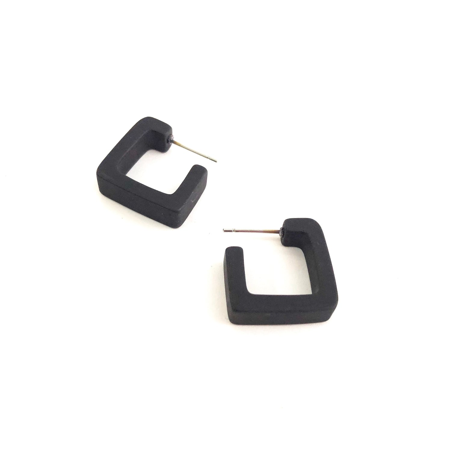 small black square hoops
