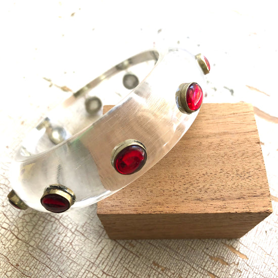 Clear & Red Crystal Resin Bangle Bracelet - Midi