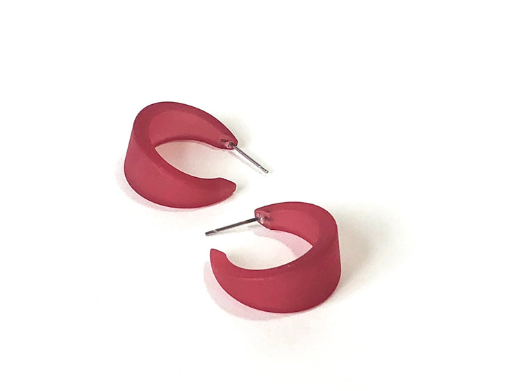 cranberry marilyn earrings