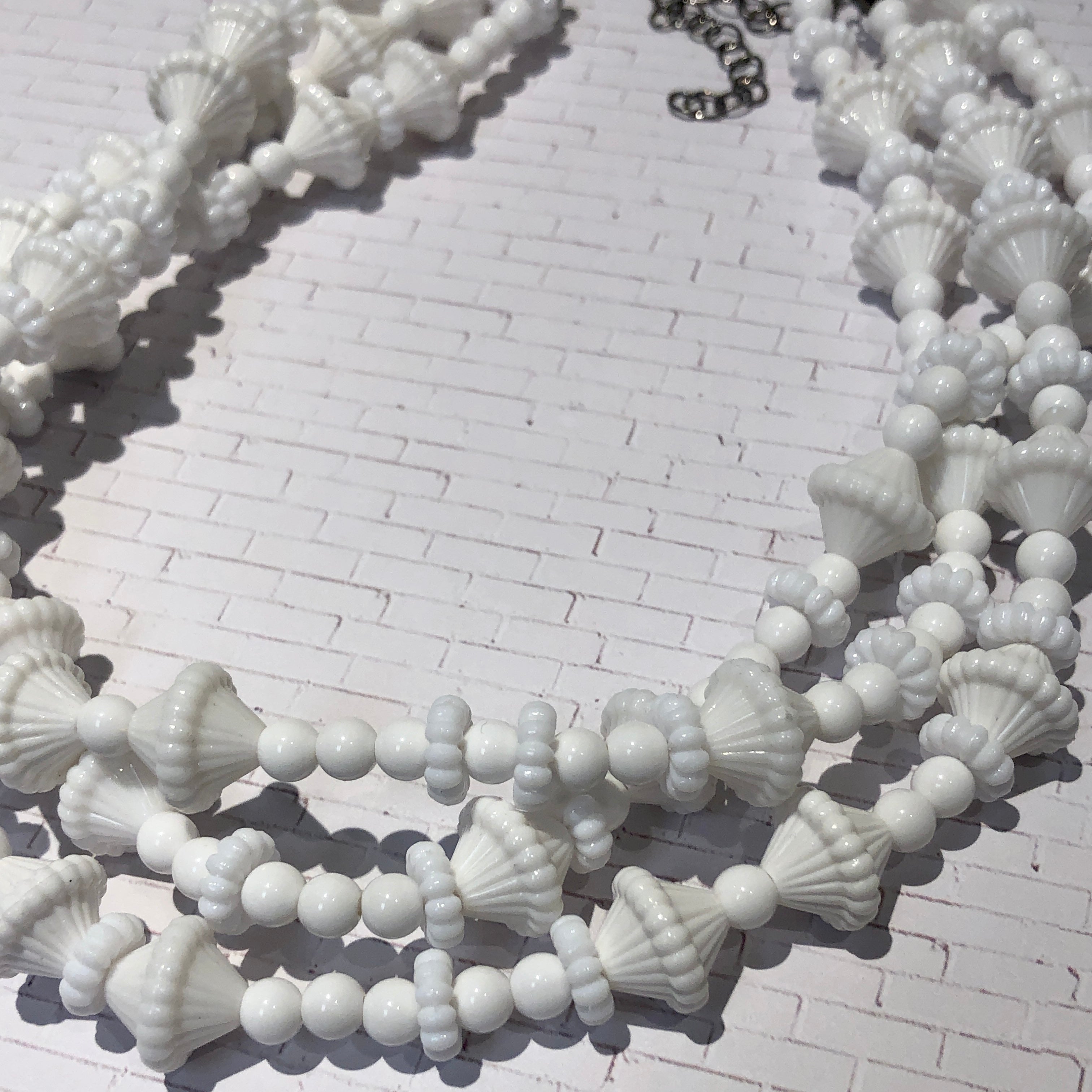 White Scalloped Beaded Morgan Necklace