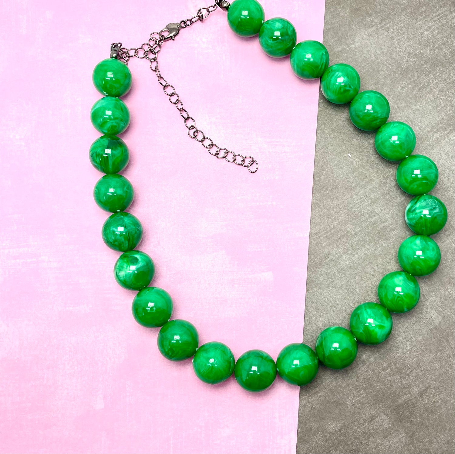 Emerald Green Marbled Lucite Bead Marco Necklace