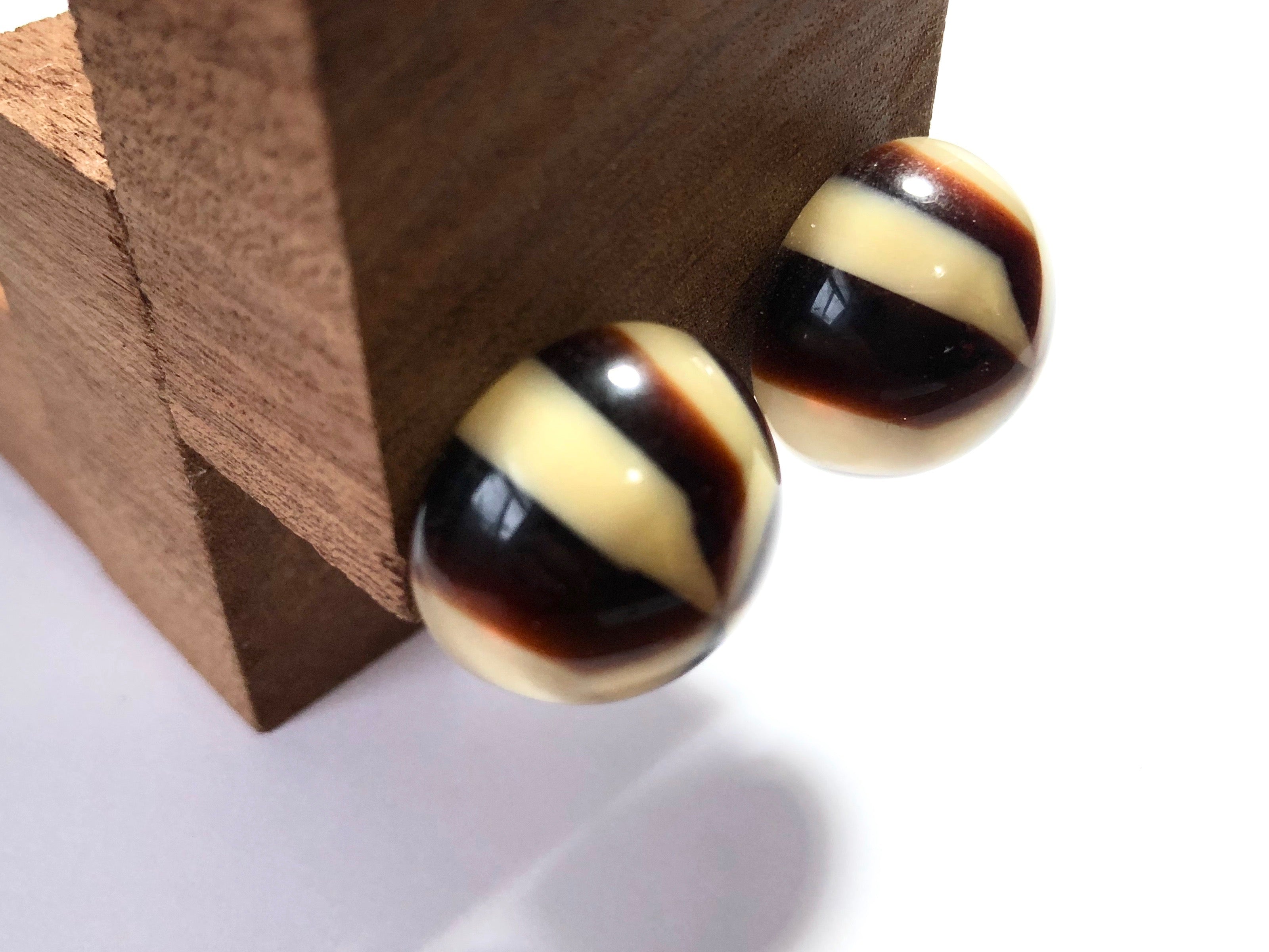 brown stripe studs