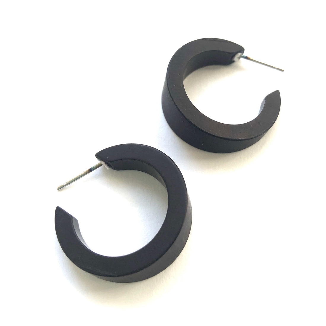 black tapered matte hoop earrings