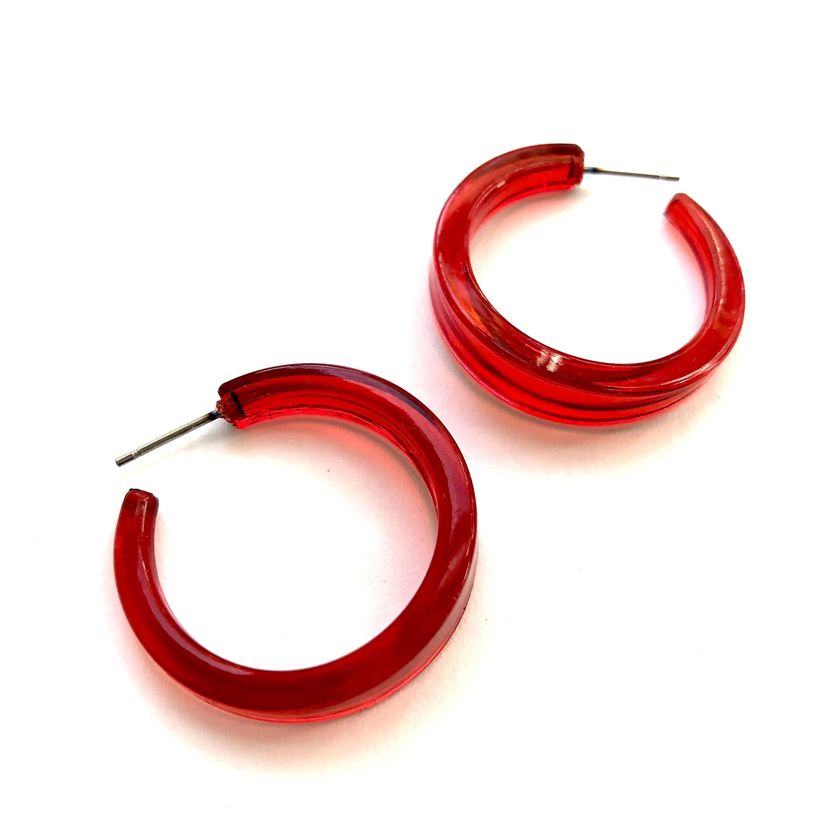 tapered red hoops