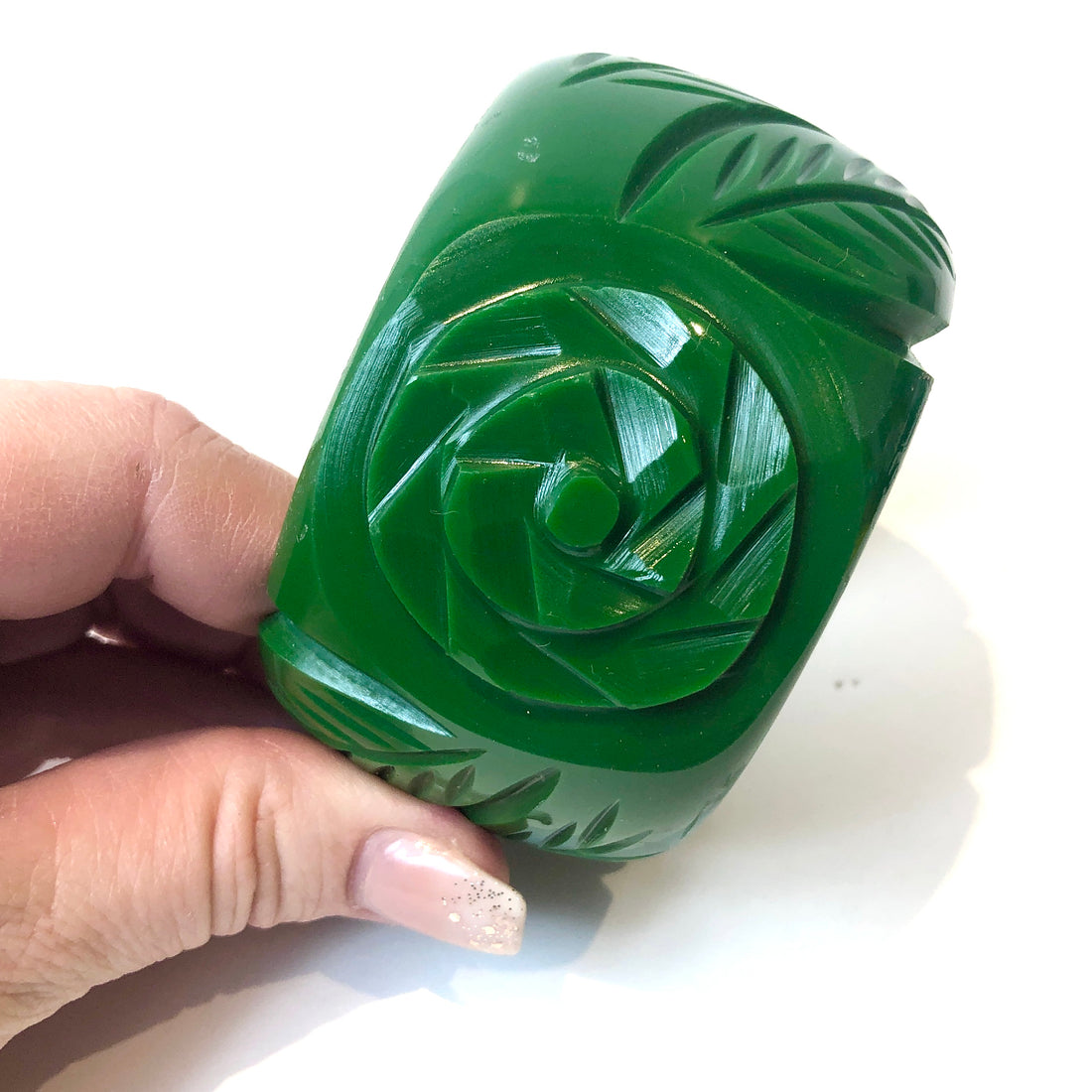 dark green carved bracelet