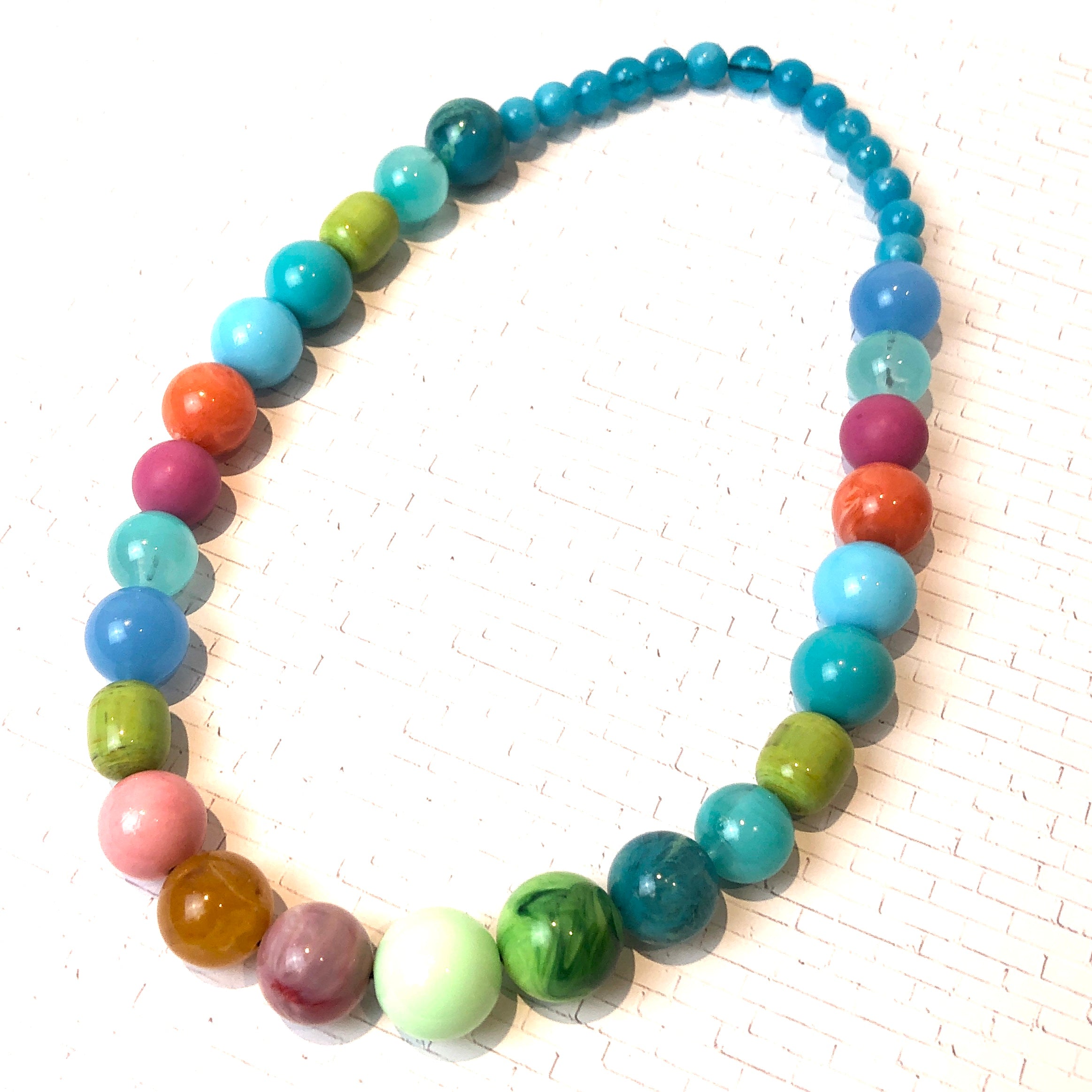 beaded necklace rainbow
