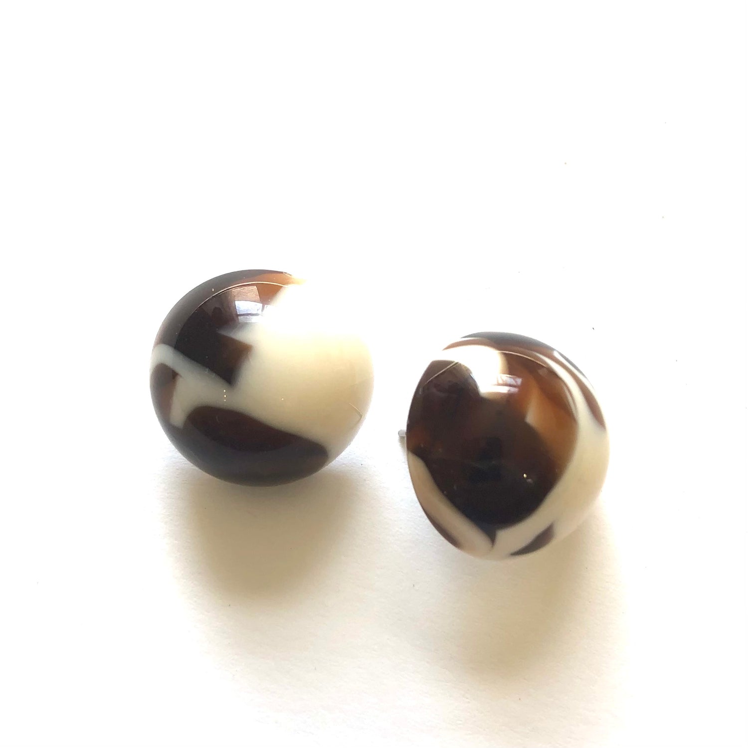 Tortoise Cherry Bomb Marbled Retro Button Stud Earrings