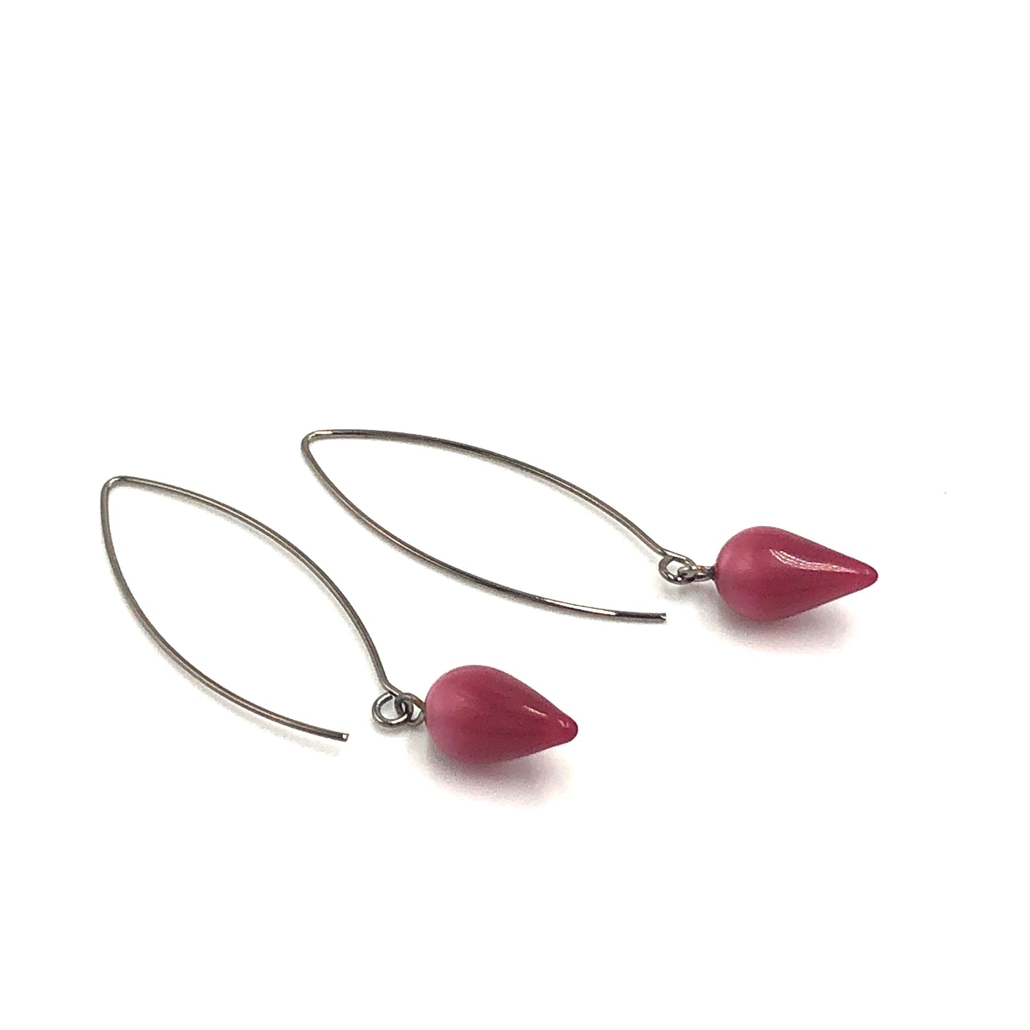 Cranberry Moonglow Spike Raindrop Earrings